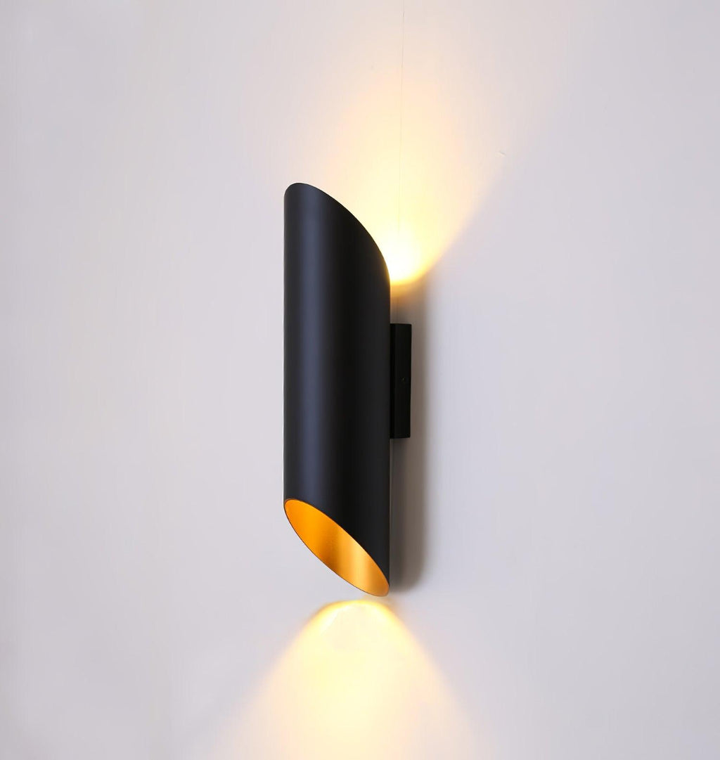 Larenera Aluminium Wall Light-Moonnatur