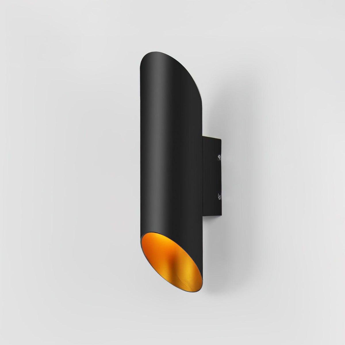 Larenera Aluminium Wall Light-Moonnatur