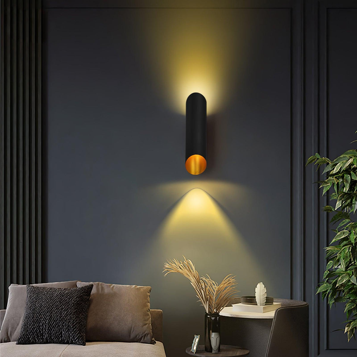 Larenera Aluminium Wall Light-Moonnatur