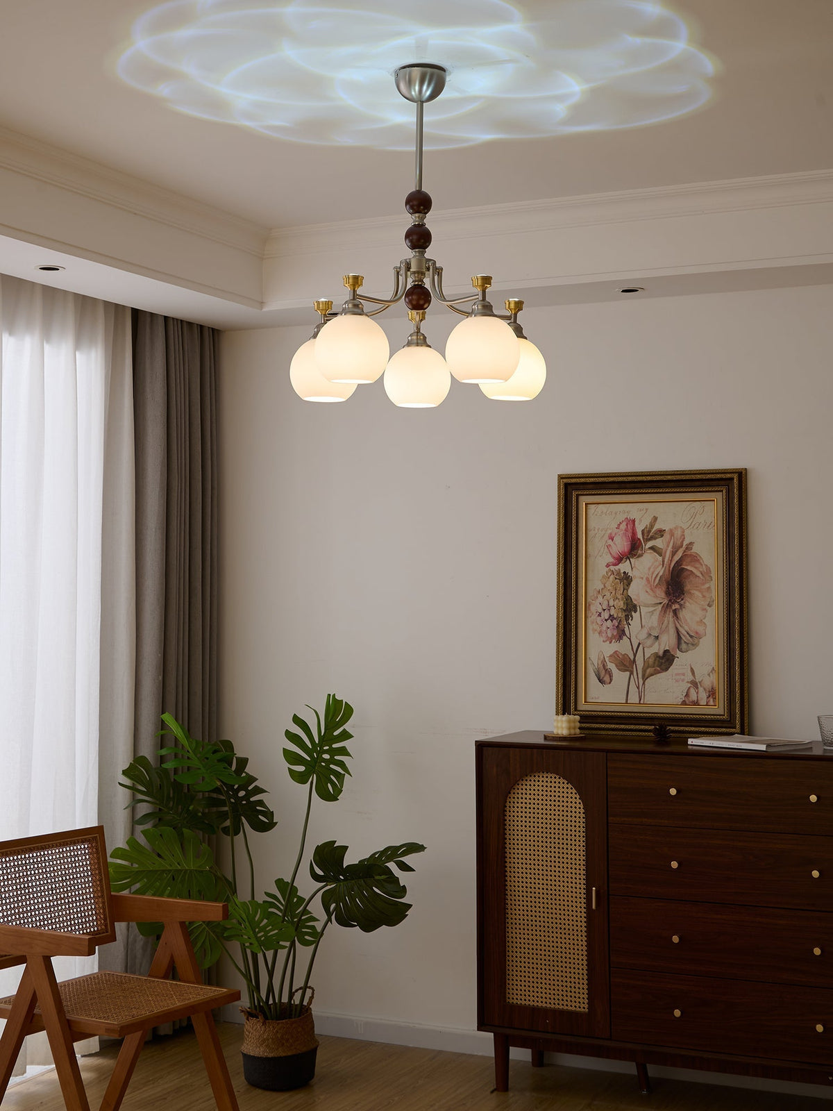 Maelwyn Glass Chandelier-Moonnatur