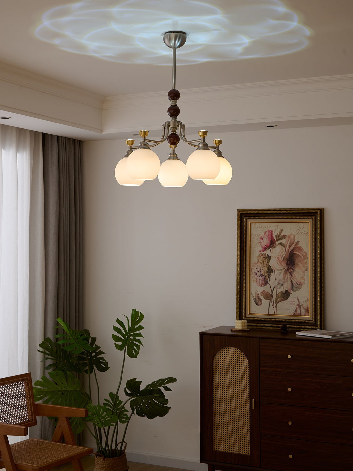 Maelwyn Glass Chandelier-Moonnatur