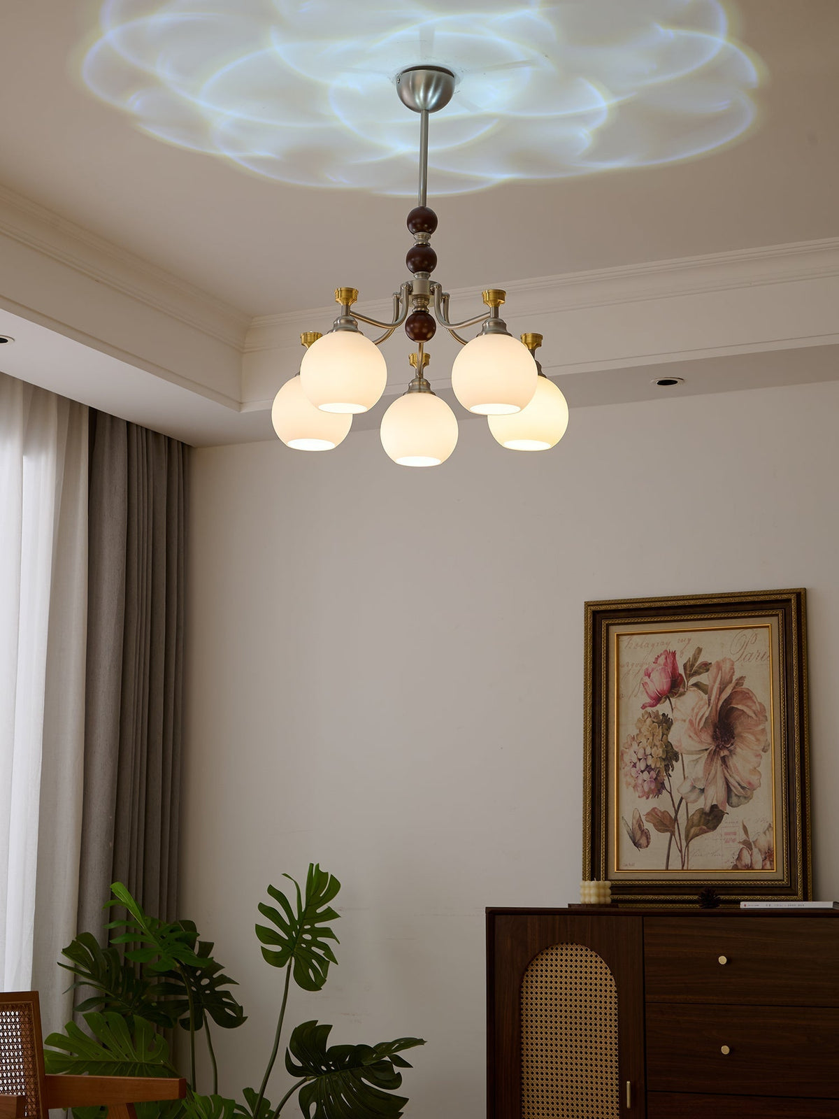 Maelwyn Glass Chandelier-Moonnatur