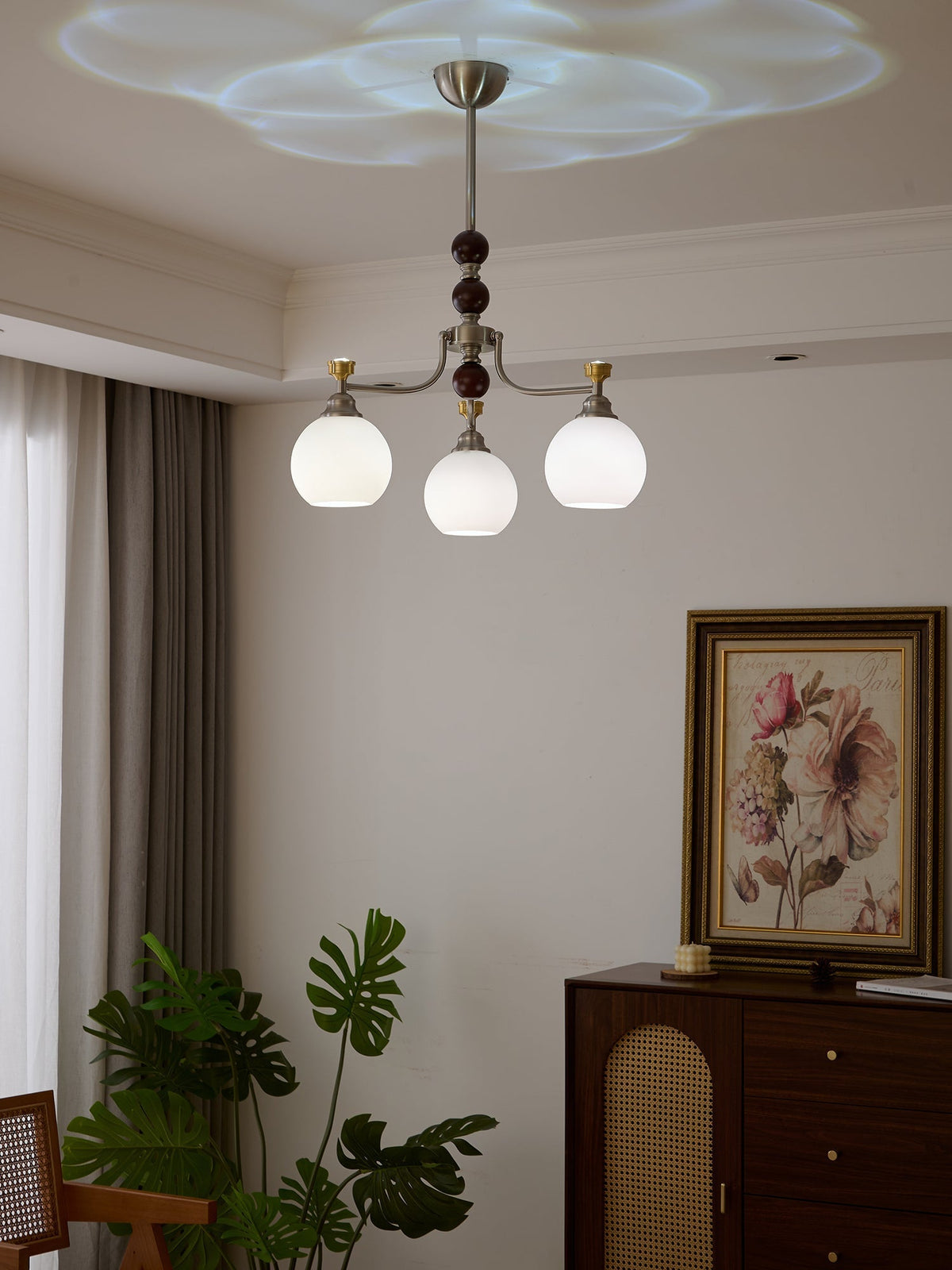 Maelwyn Glass Chandelier-Moonnatur