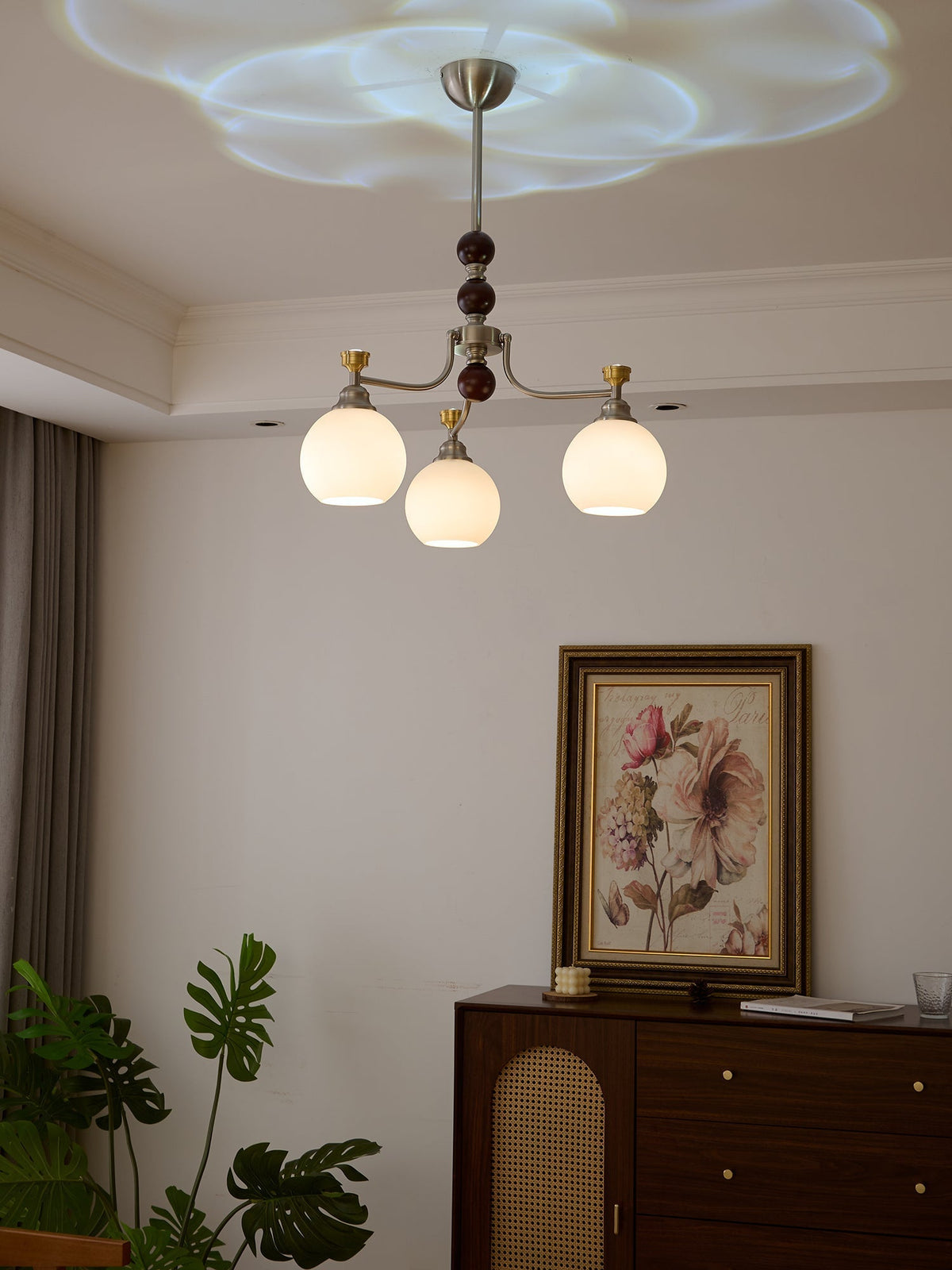 Maelwyn Glass Chandelier-Moonnatur