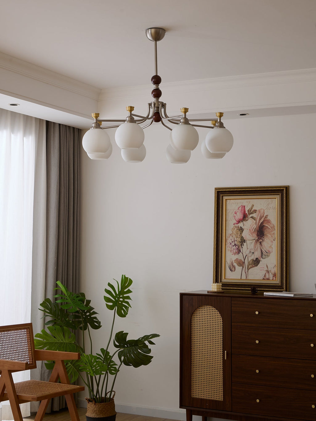 Maelwyn Glass Chandelier-Moonnatur
