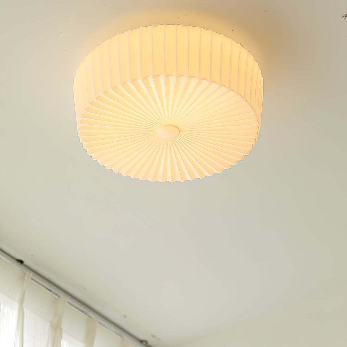 Varenera Glass Ceiling Light-Moonnatur