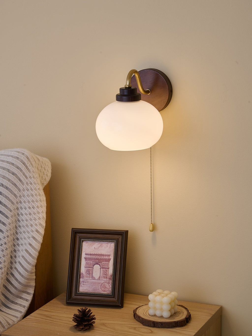 Rhodenune Glass Wall Light-Moonnatur
