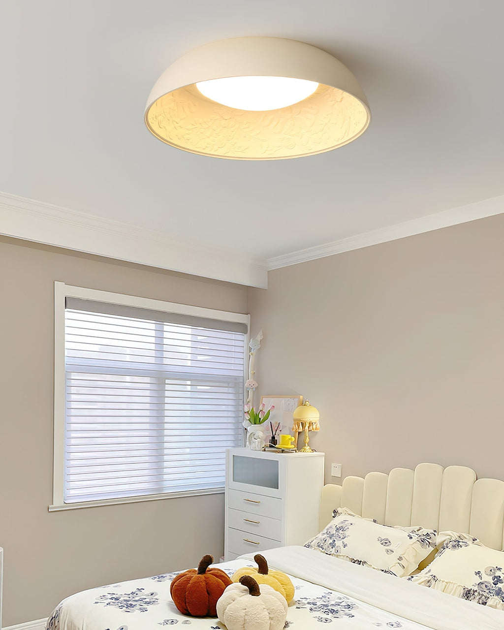 Baldenelle Resin Ceiling Light-Moonnatur