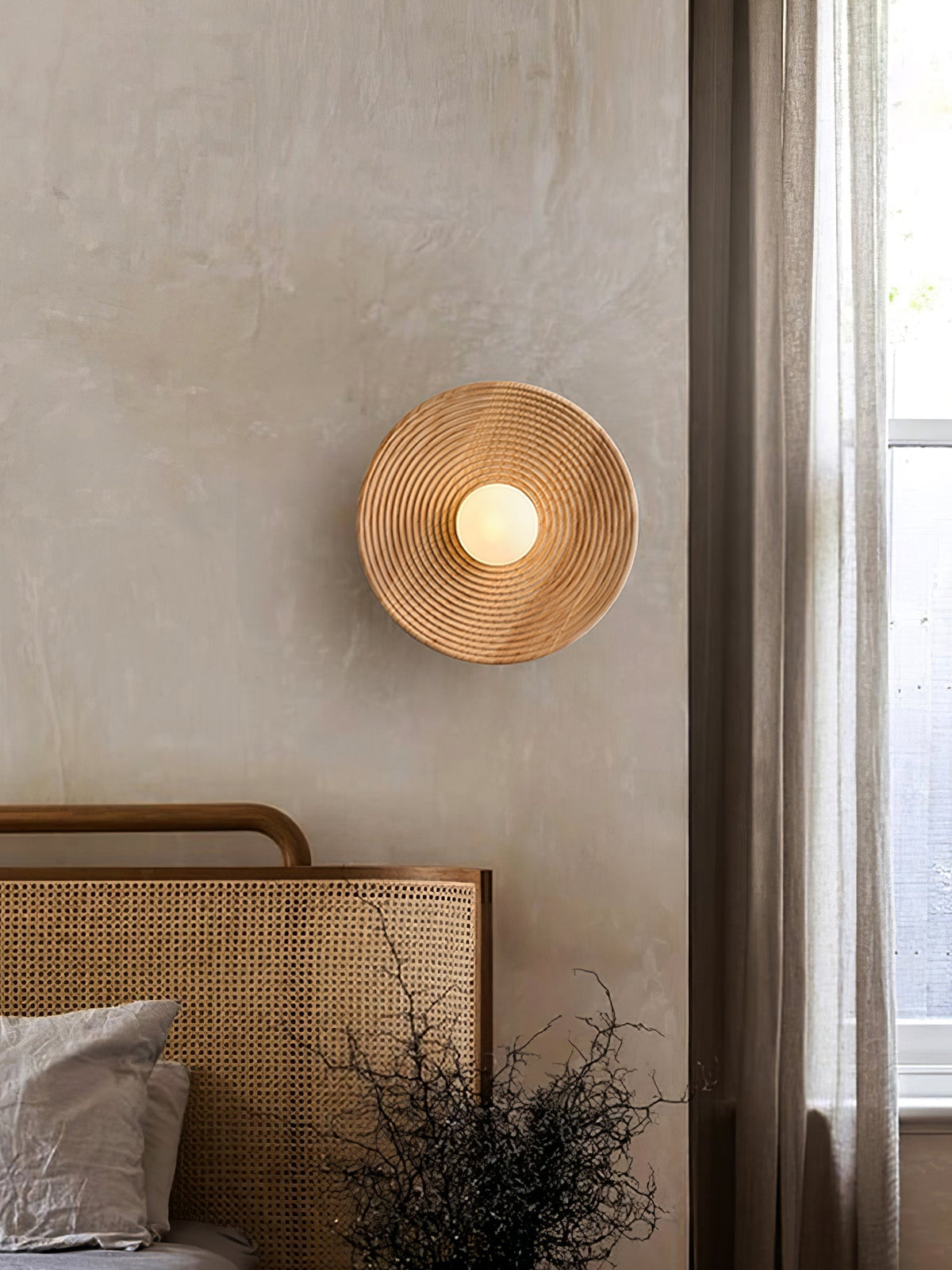 Alwynina Wood Wall Light-Moonnatur