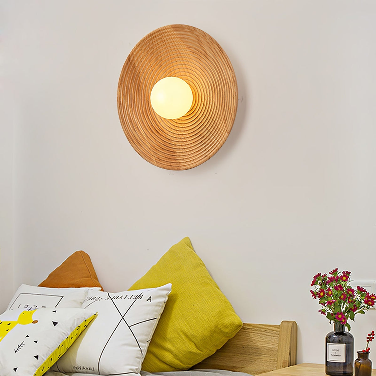 Alwynina Wood Wall Light-Moonnatur
