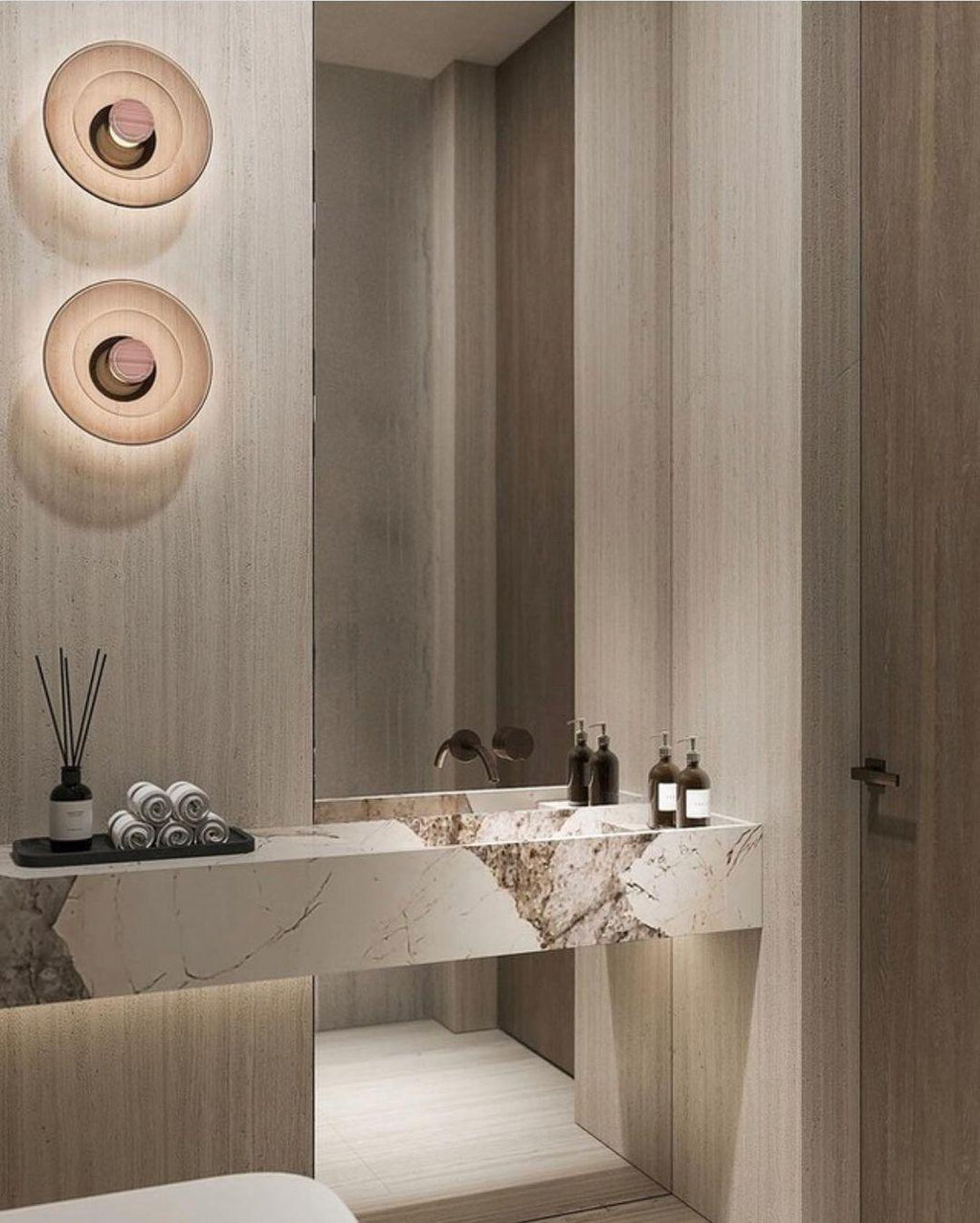 Cindrelle Glass Wall Light-Moonnatur