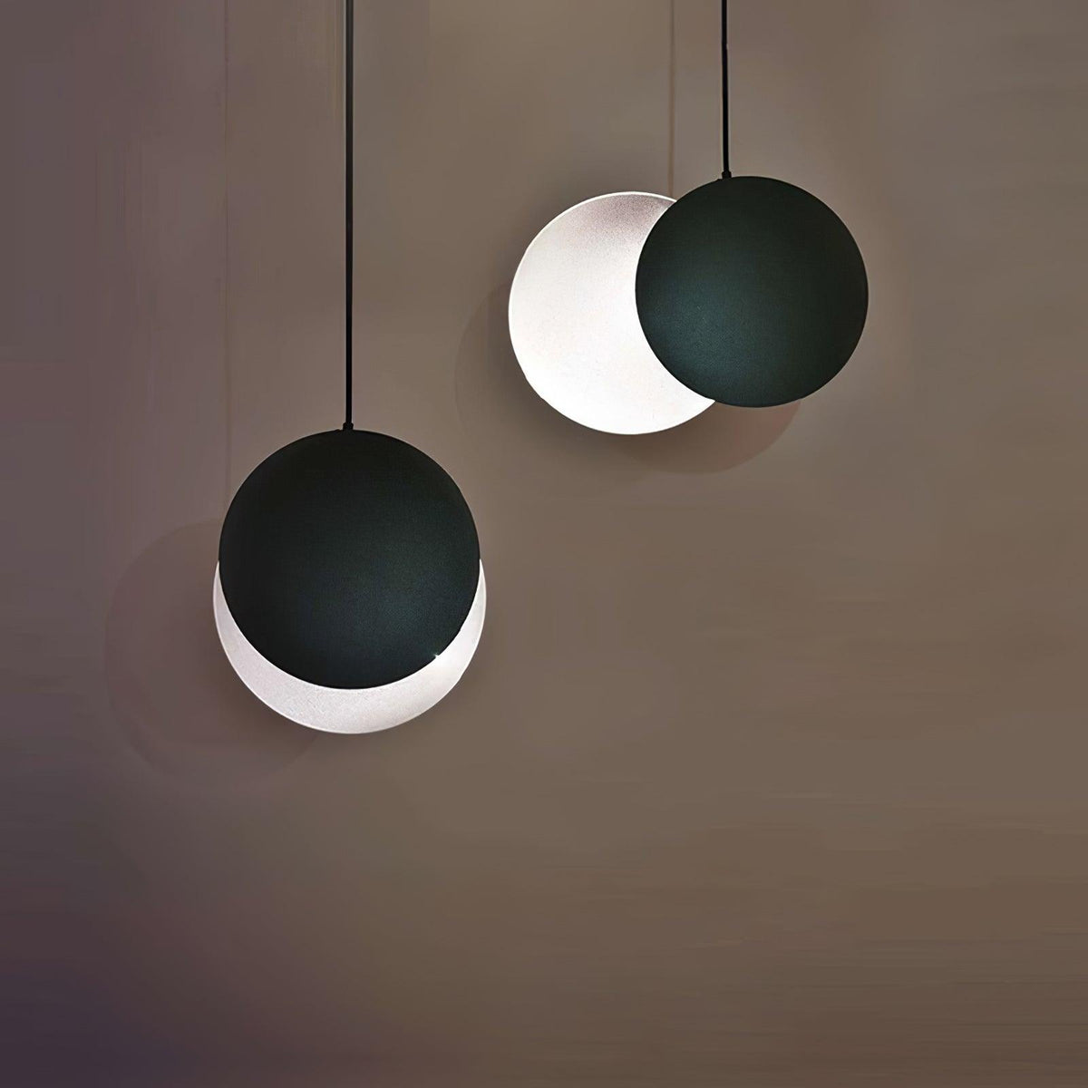 Ardania Acrylic Pendant Light-Moonnatur