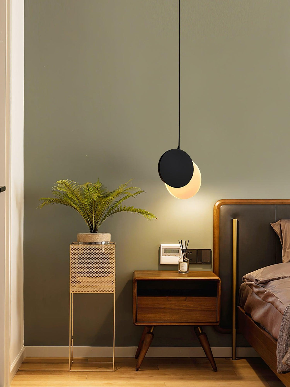 Ardania Acrylic Pendant Light-Moonnatur