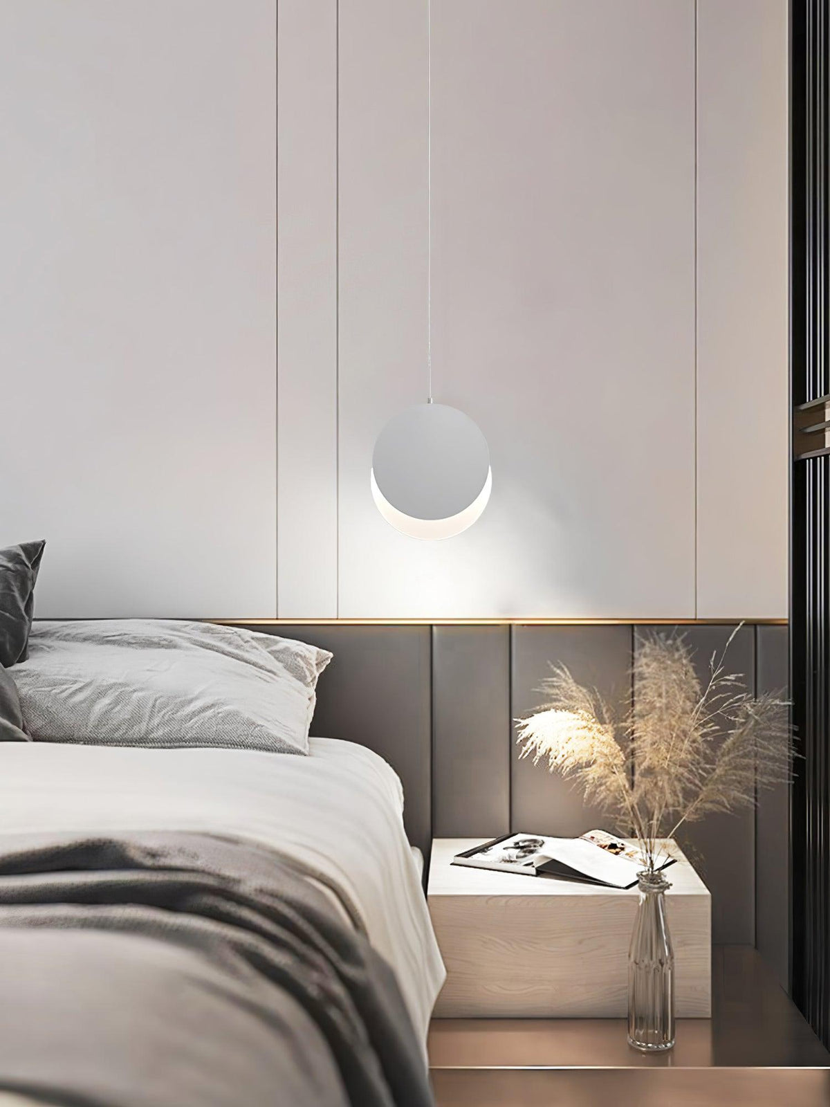 Ardania Acrylic Pendant Light-Moonnatur