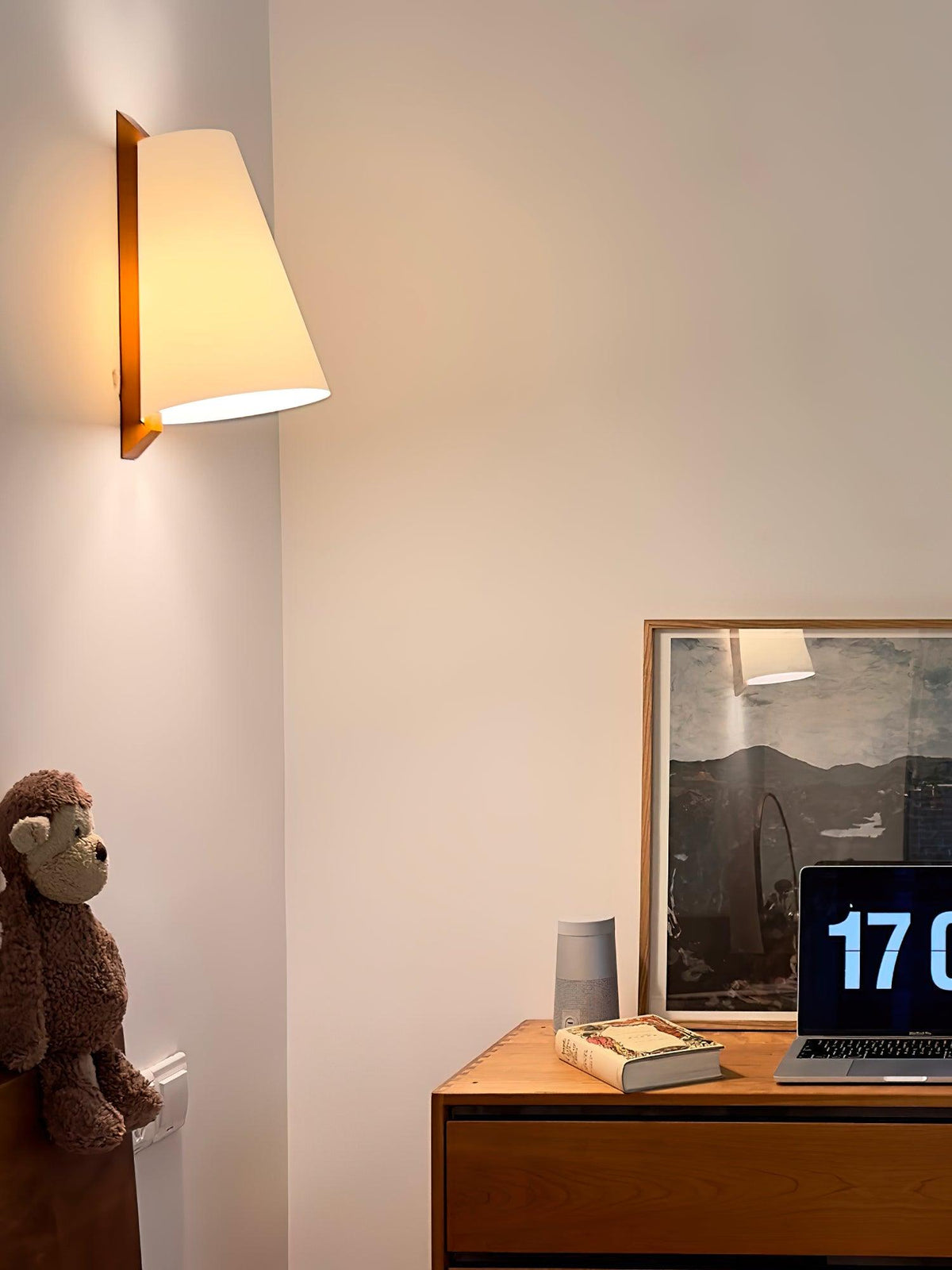 Wemoria Wood Wall Lamp-Moonnatur