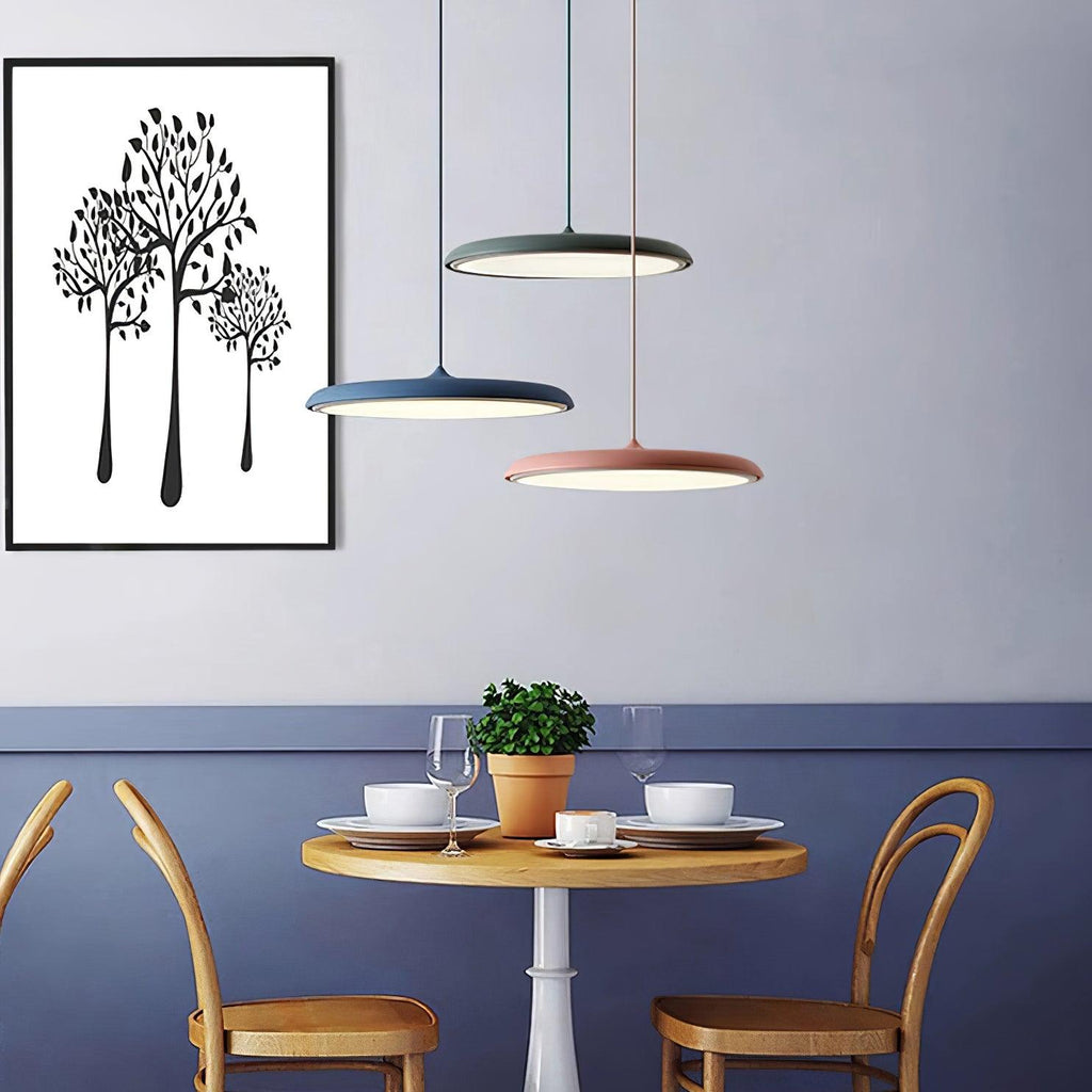 Merrenmere Acrylic Pendant Light-Moonnatur