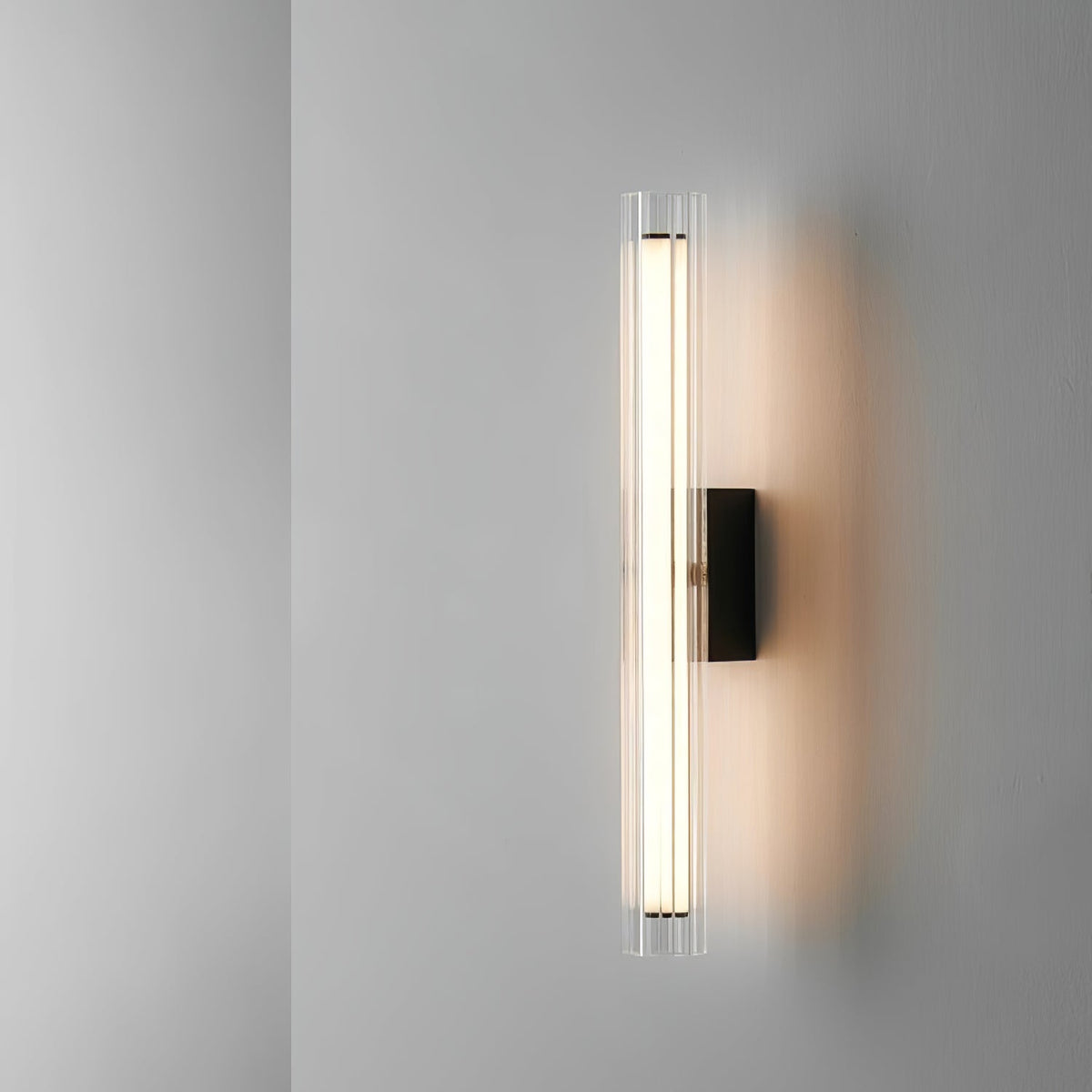 Veneth Glass Wall Light-Moonnatur