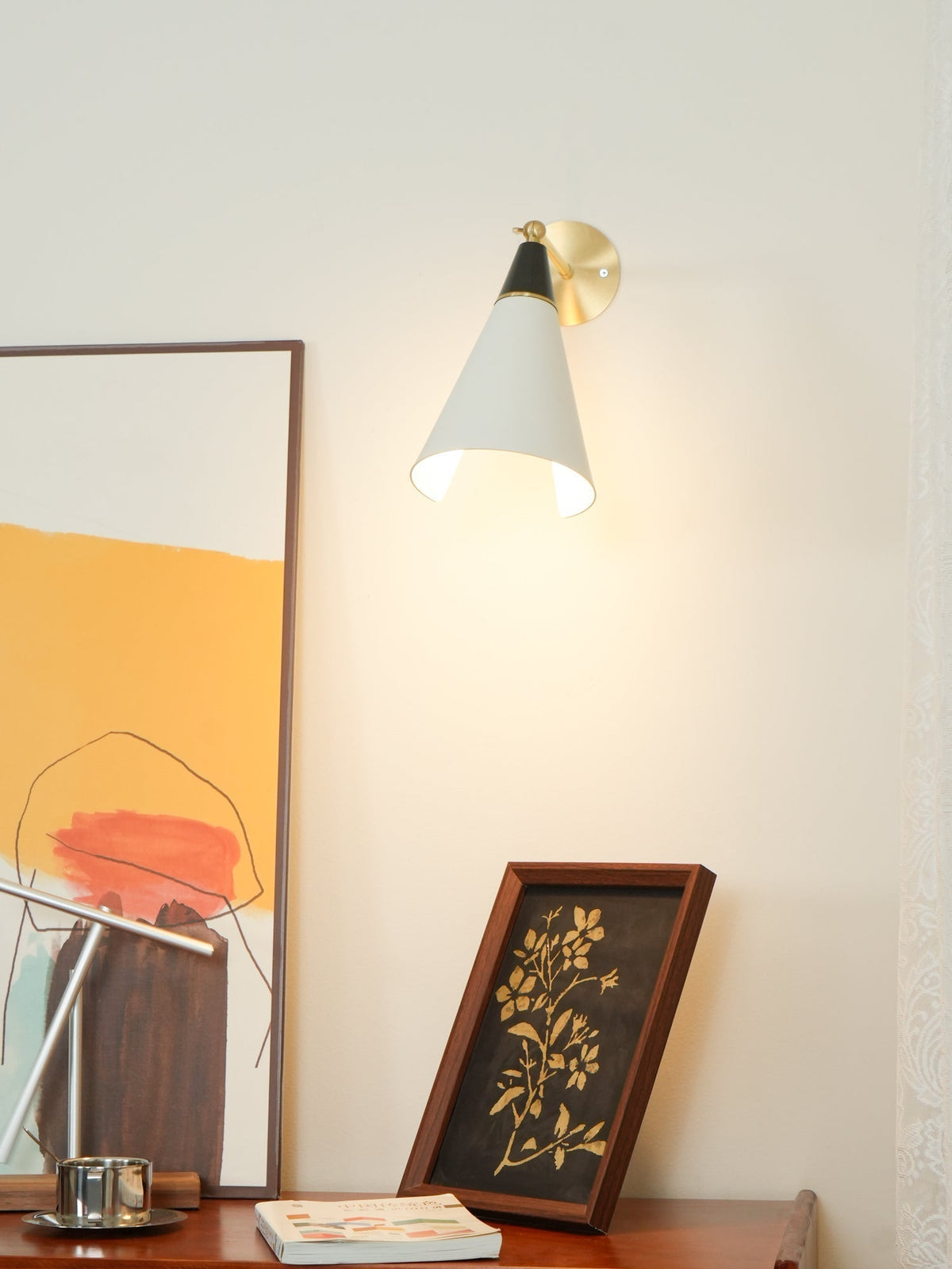 Jasselle Glass Wall Light-Moonnatur