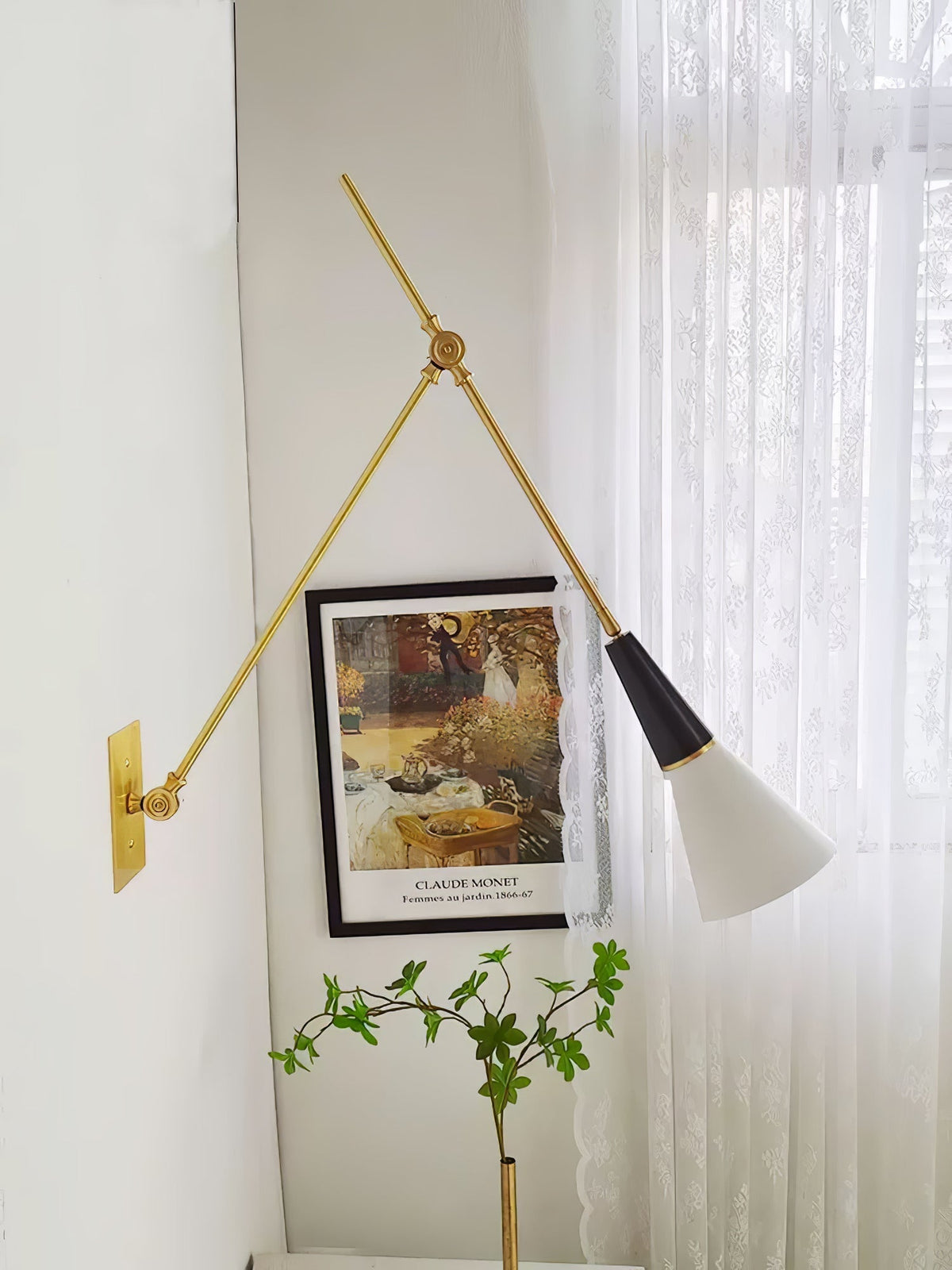 Kelmora Glass Wall Light-Moonnatur