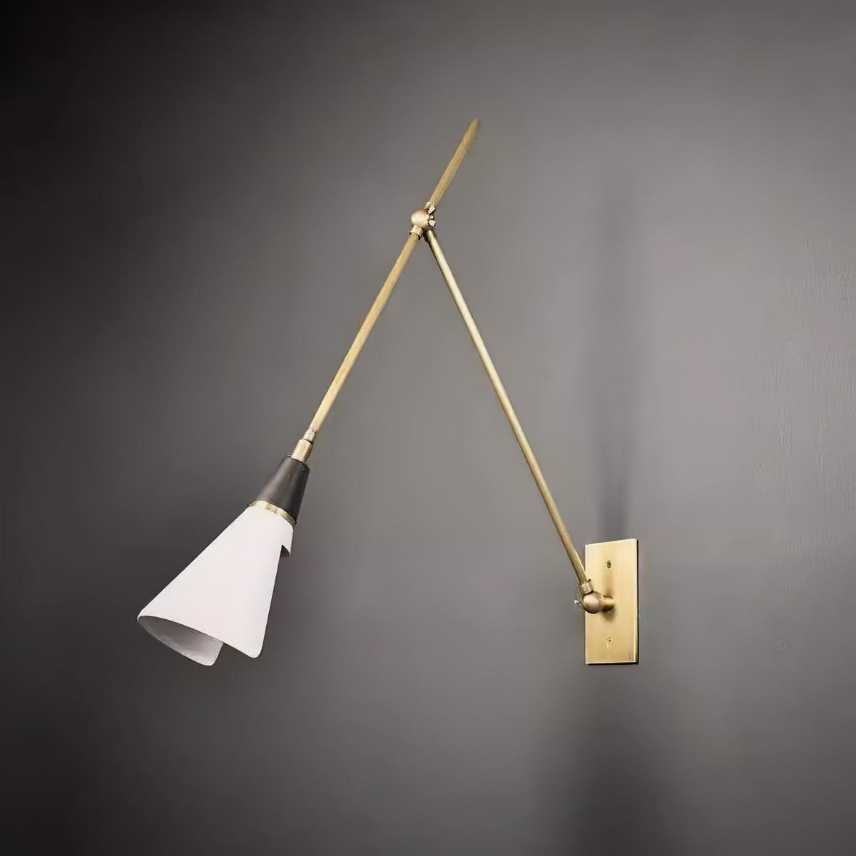 Kelmora Glass Wall Light-Moonnatur