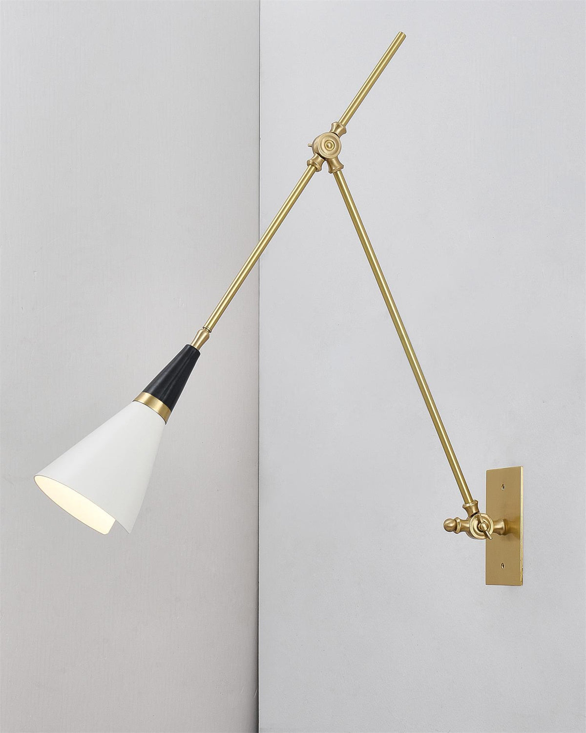 Kelmora Glass Wall Light-Moonnatur