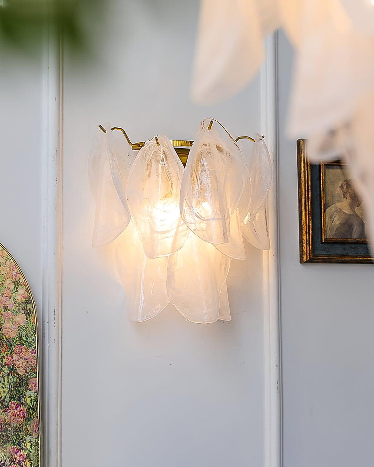 Zelvenrose Glass Wall Light-Moonnatur