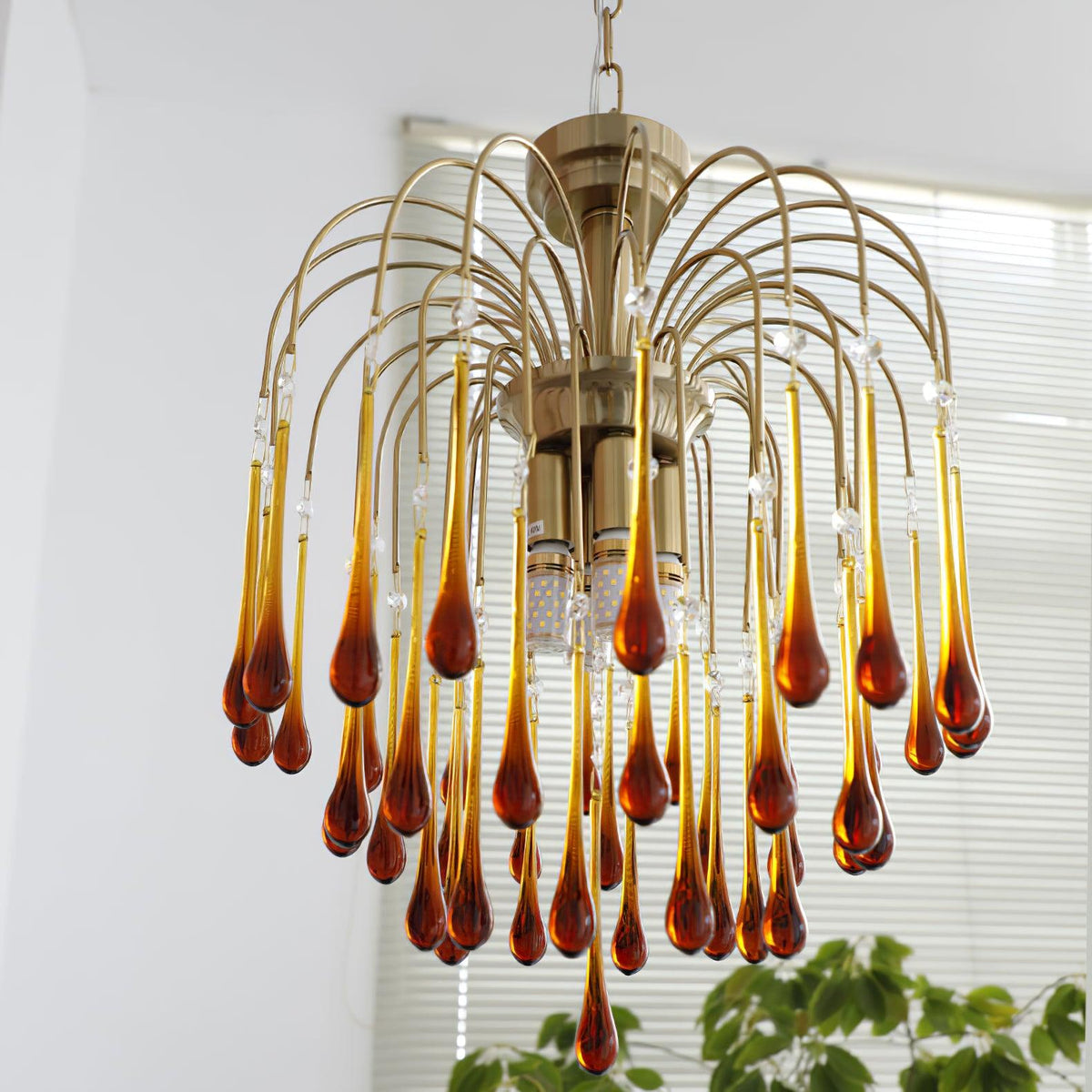 Lysavelle Crystal Chandelier-Moonnatur