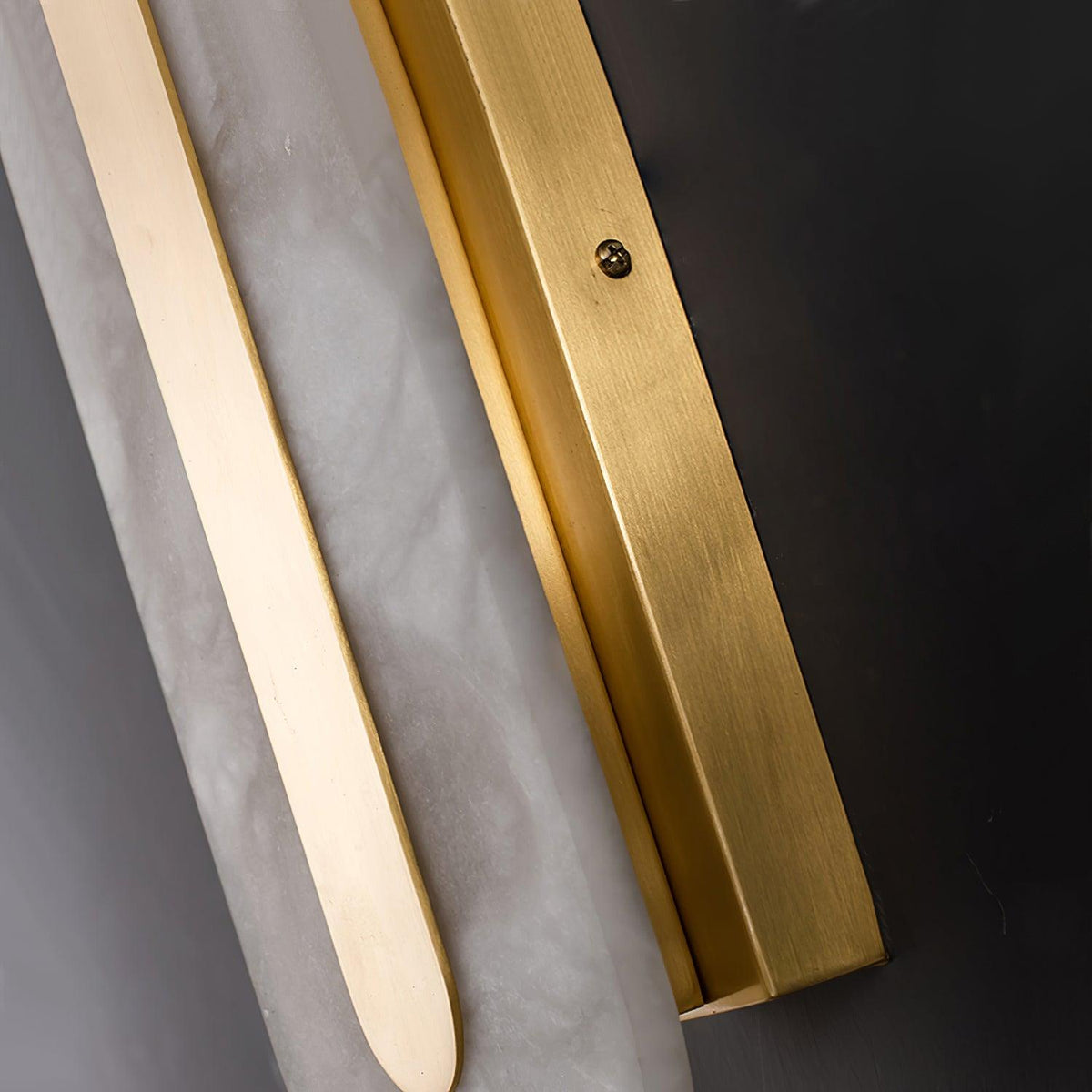 Glenaria Alabaster Wall Light-Moonnatur