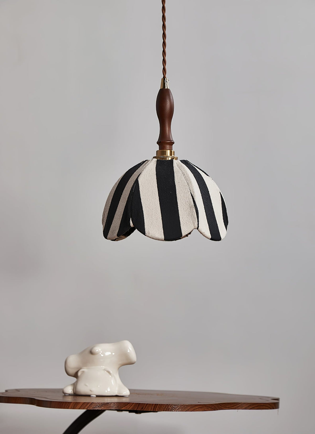 Kaeleth Fabric Pendant Light-Moonnatur