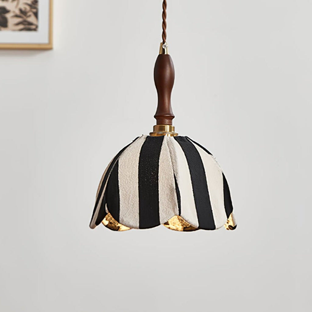 Kaeleth Fabric Pendant Light-Moonnatur