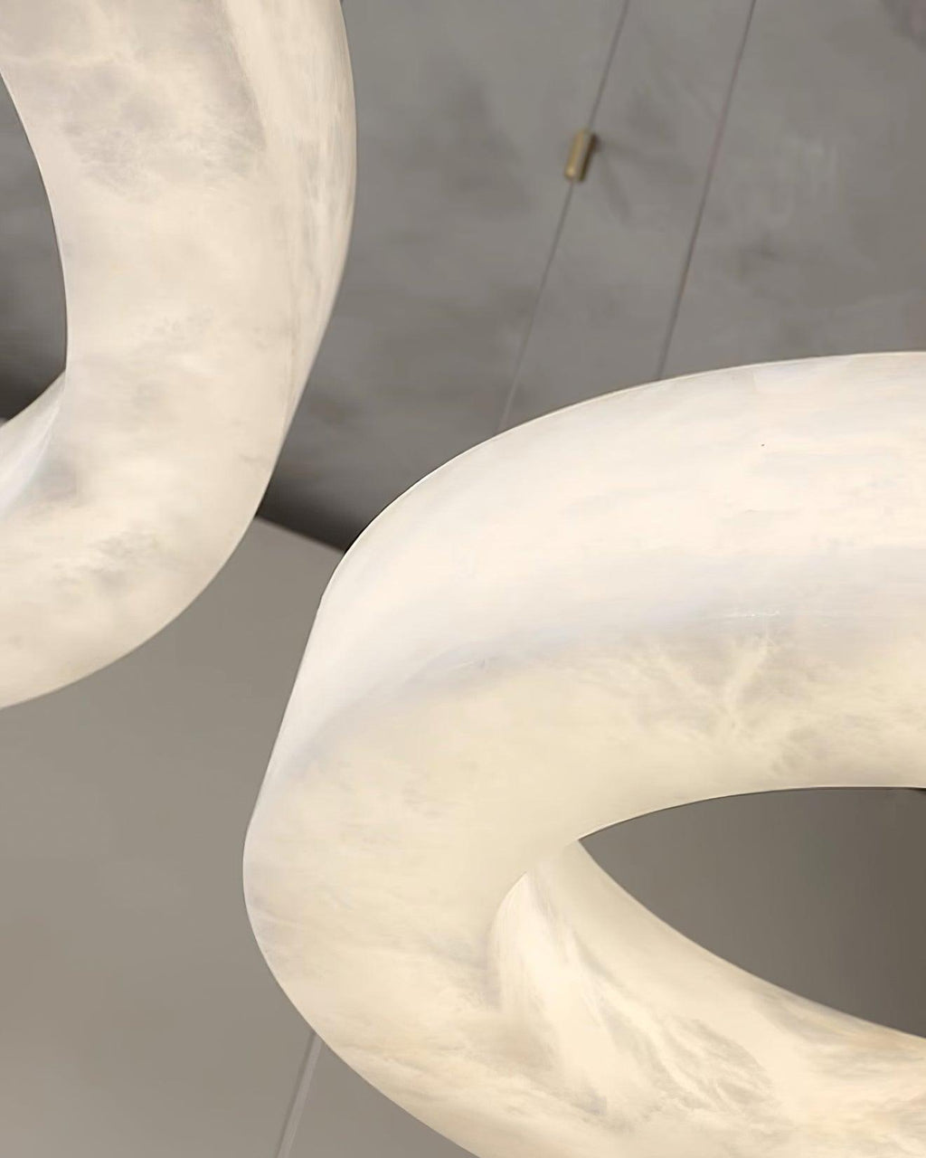 Oswenis Alabaster Pendant Light-Moonnatur