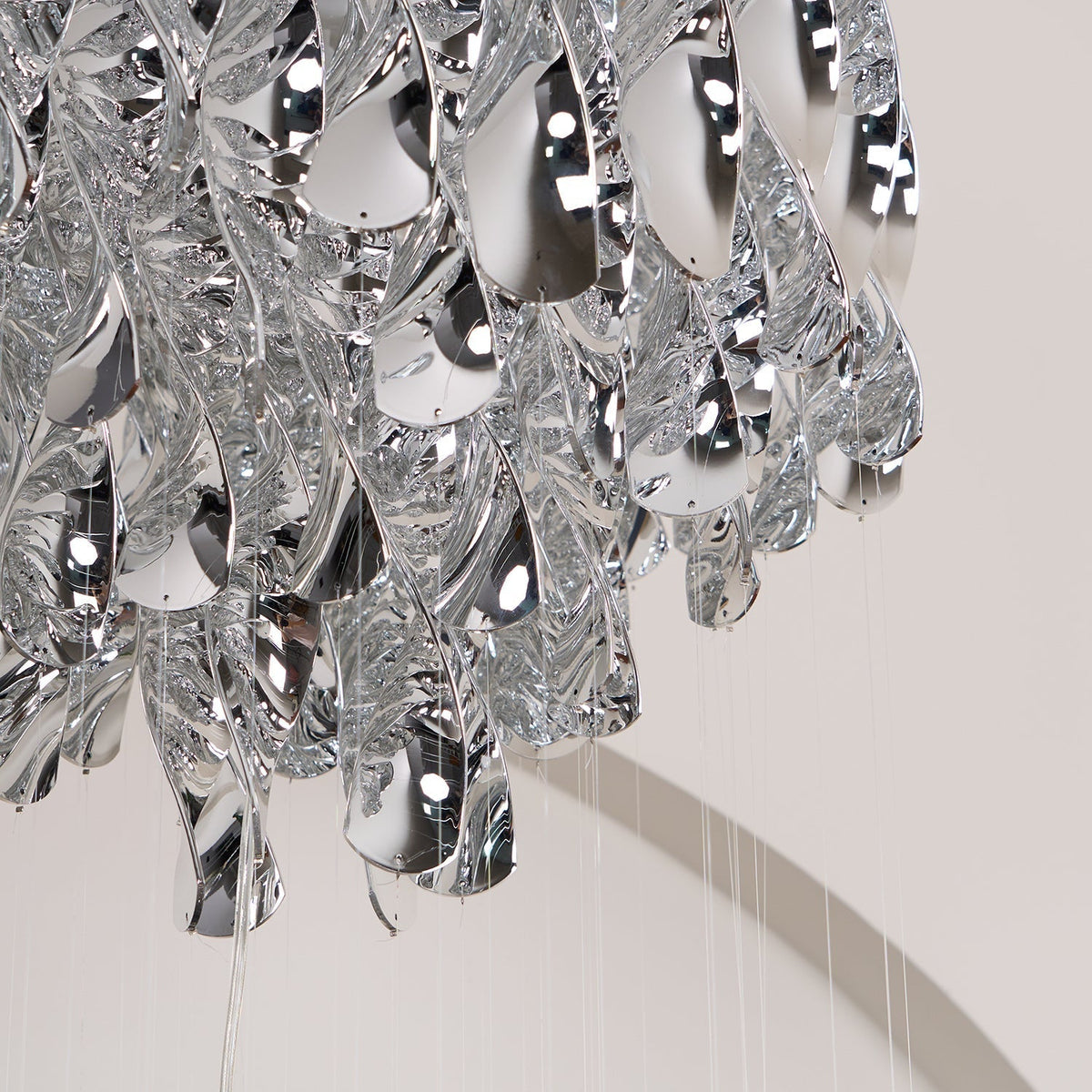 Lorrenis Acrylic Chandelier-Moonnatur