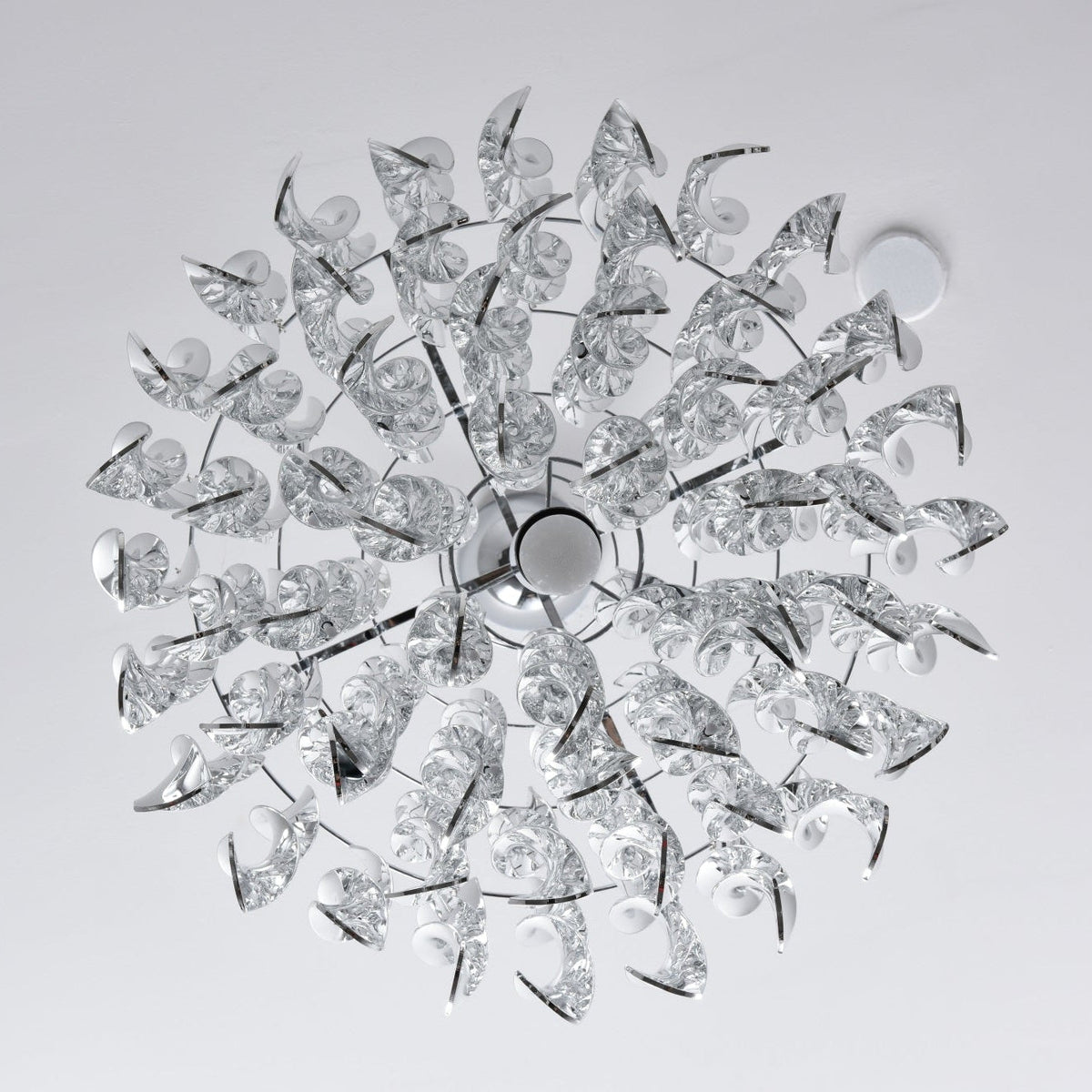 Lorrenis Acrylic Chandelier-Moonnatur