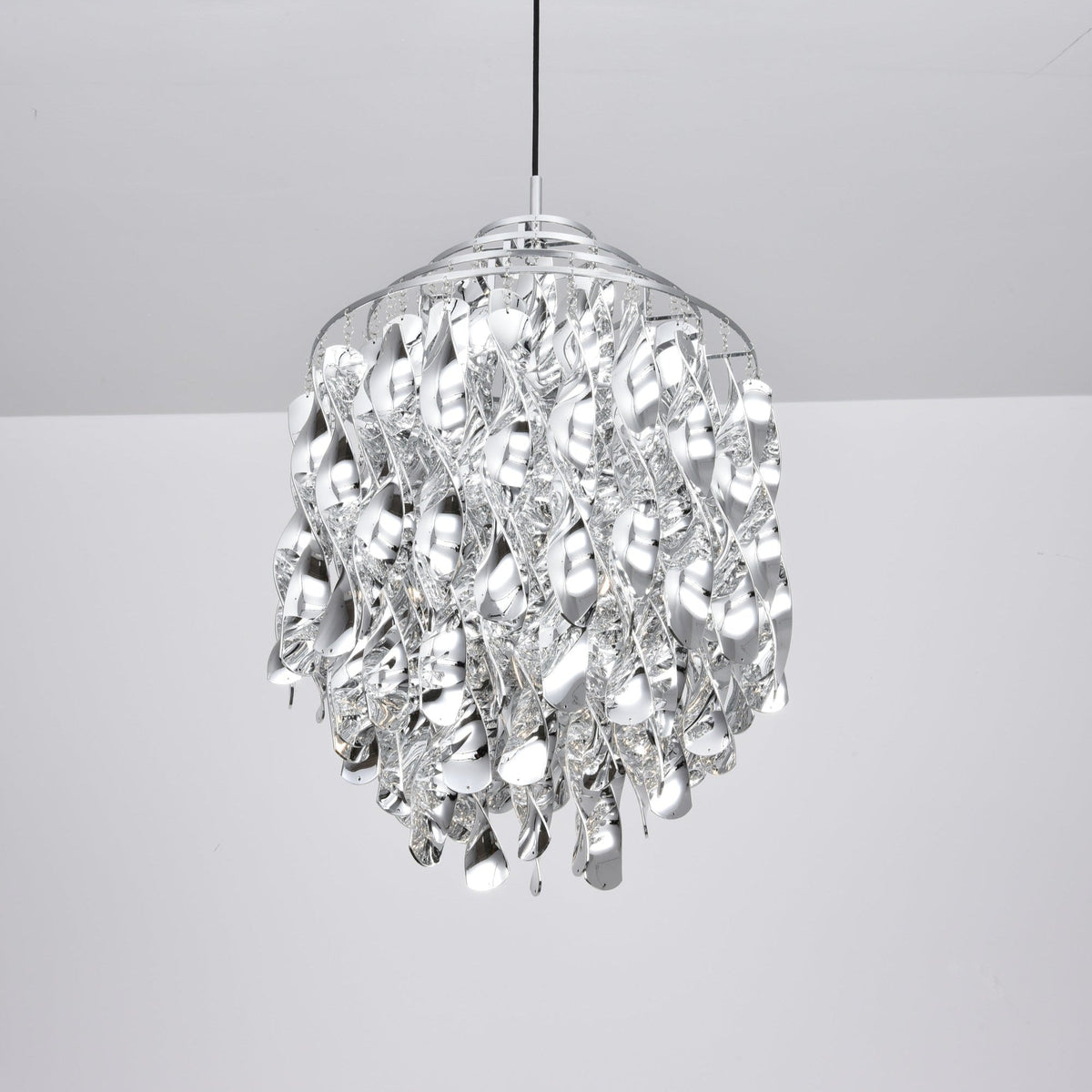 Lorrenis Acrylic Chandelier-Moonnatur