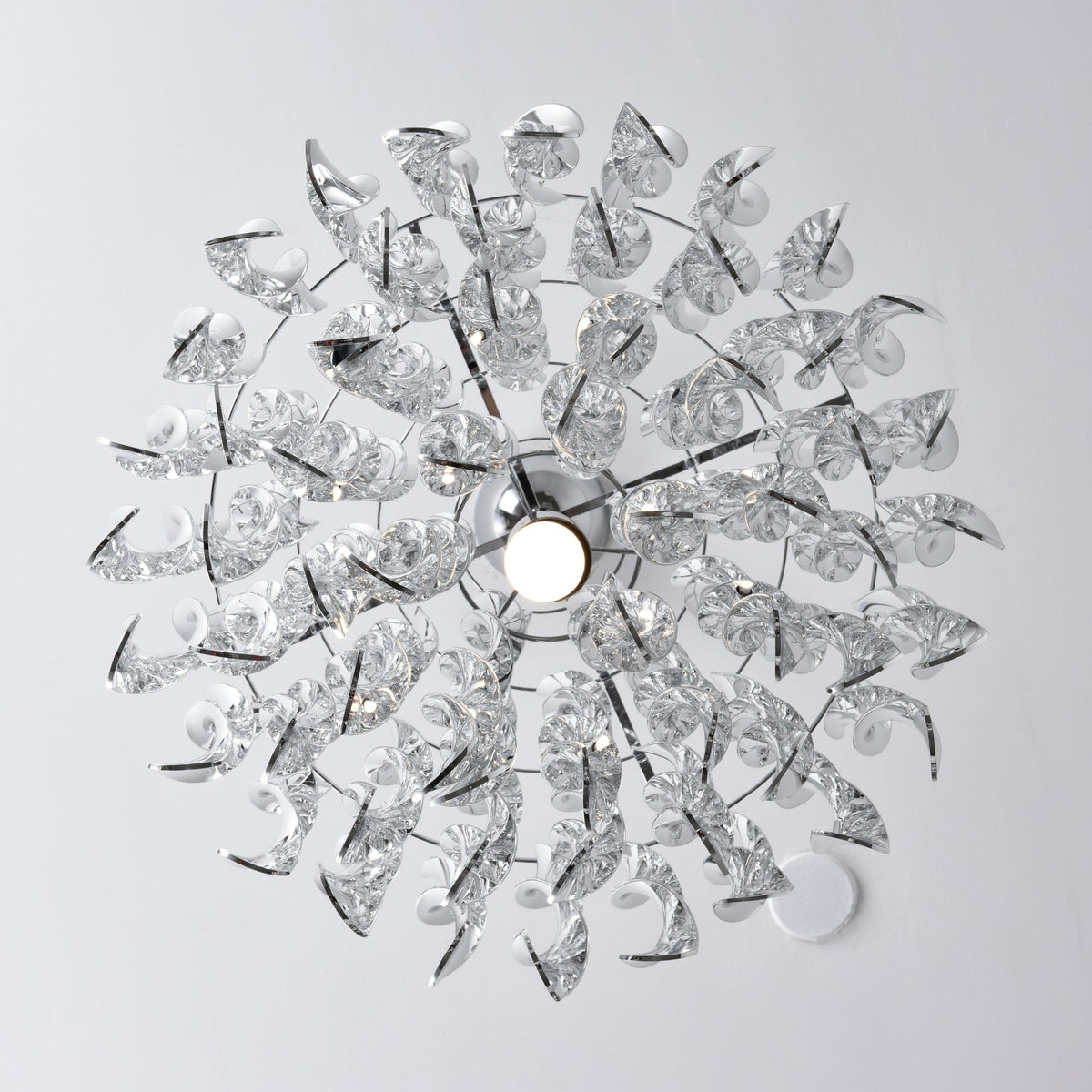 Lorrenis Acrylic Chandelier-Moonnatur