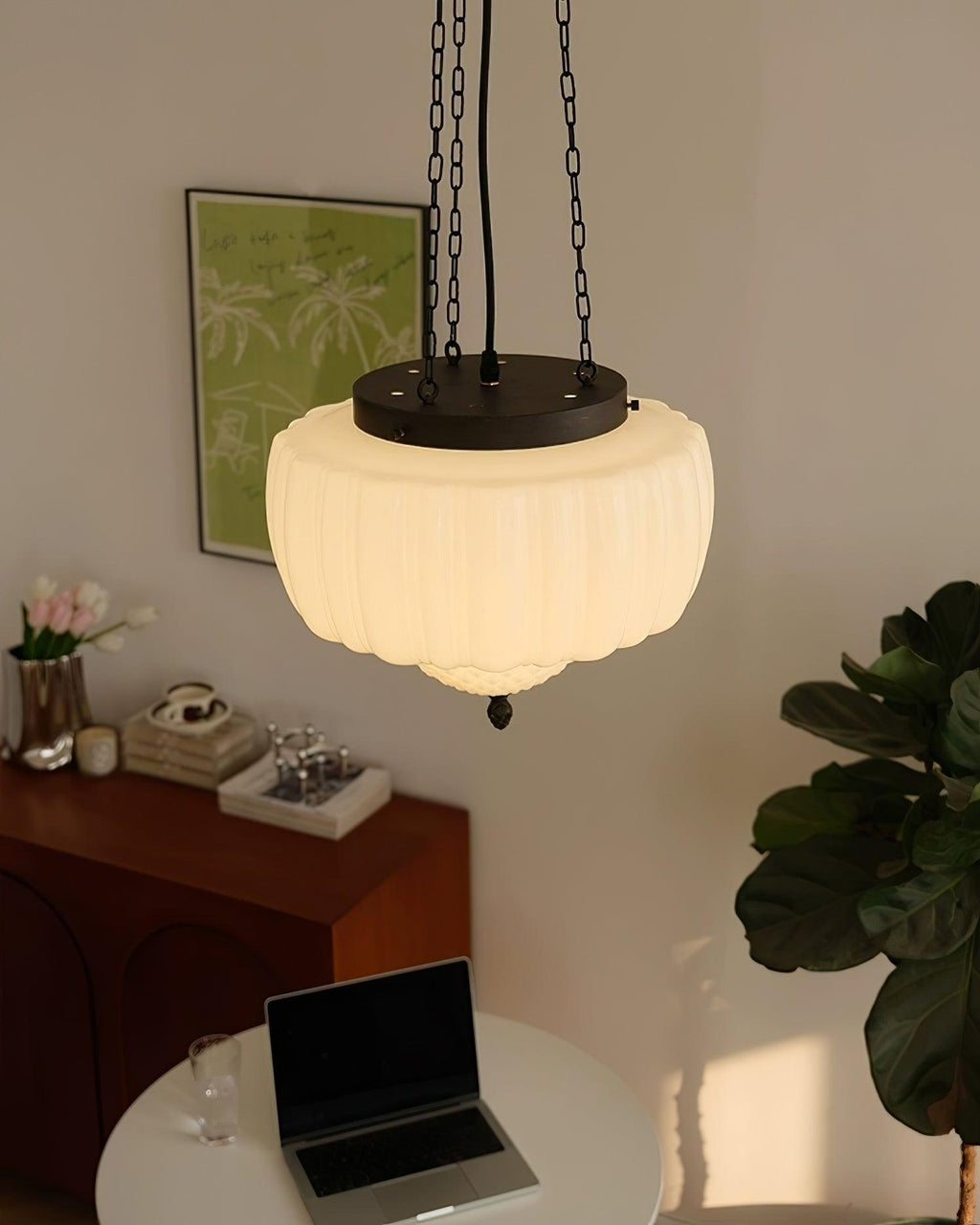 Lowenara Glass Pendant Light-Moonnatur