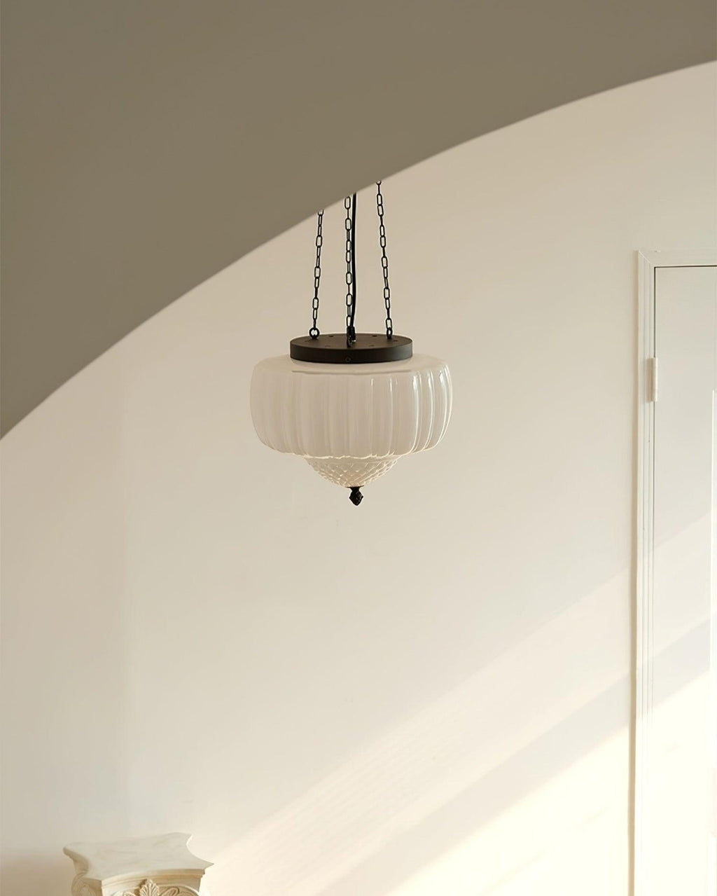 Lowenara Glass Pendant Light-Moonnatur