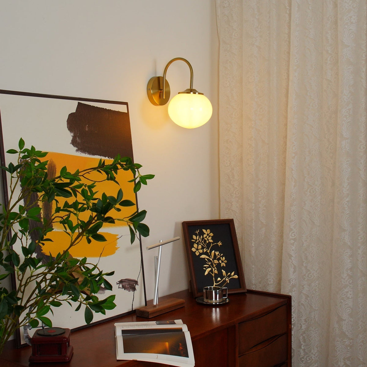 Melvane Glass Wall Lamp-Moonnatur