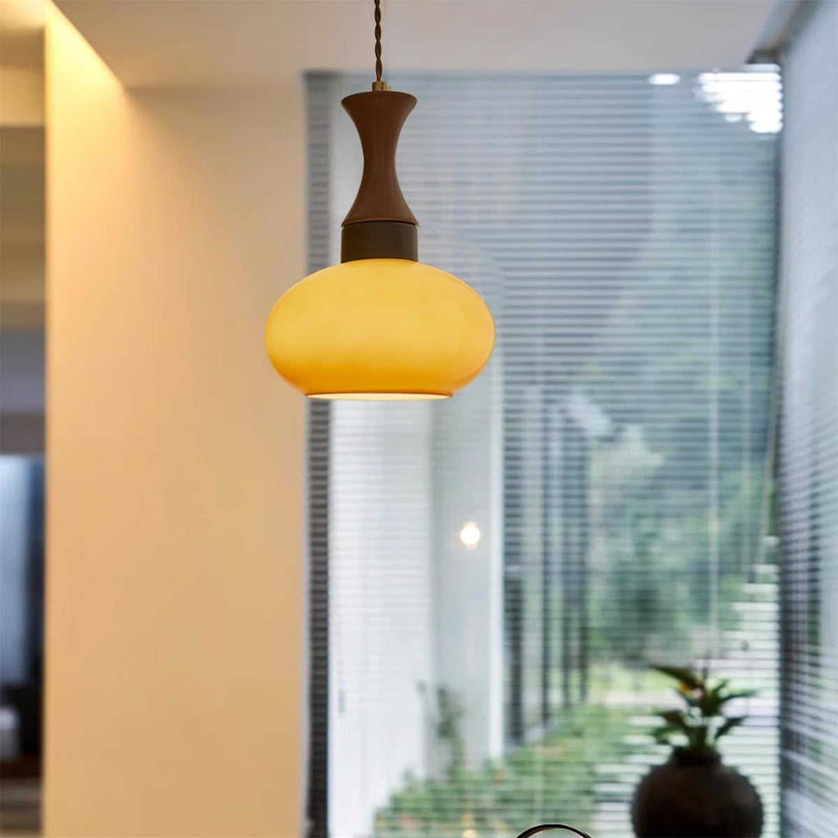 Redrenbrook Glass Pendant Light-Moonnatur