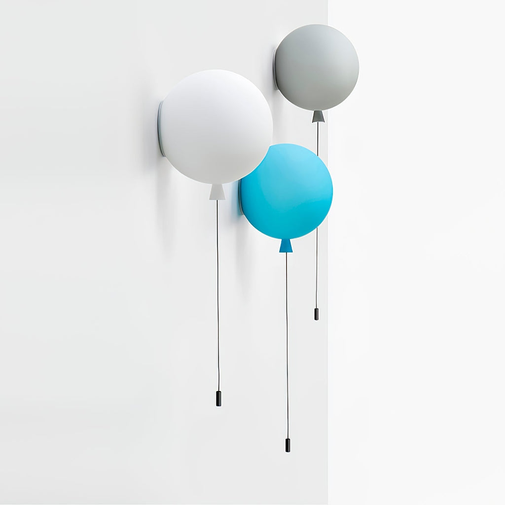 Kelvanna Plastic Wall Light-Moonnatur
