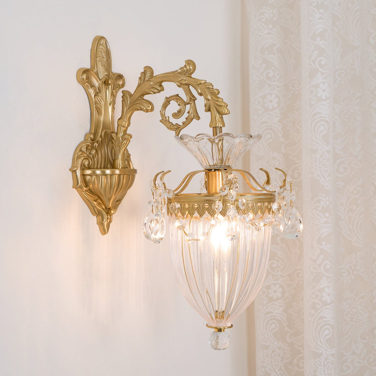 Tardenwood Crystal Wall Light-Moonnatur