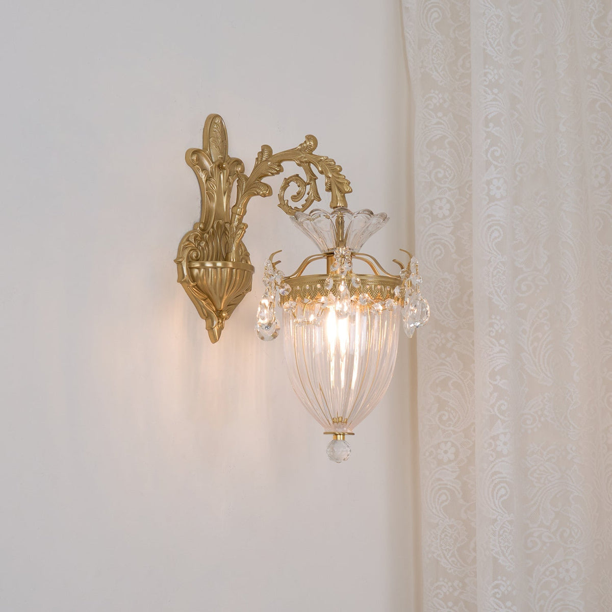 Tardenwood Crystal Wall Light-Moonnatur