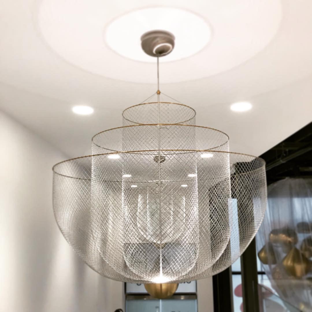 Pireven Iron Chandelier-Moonnatur