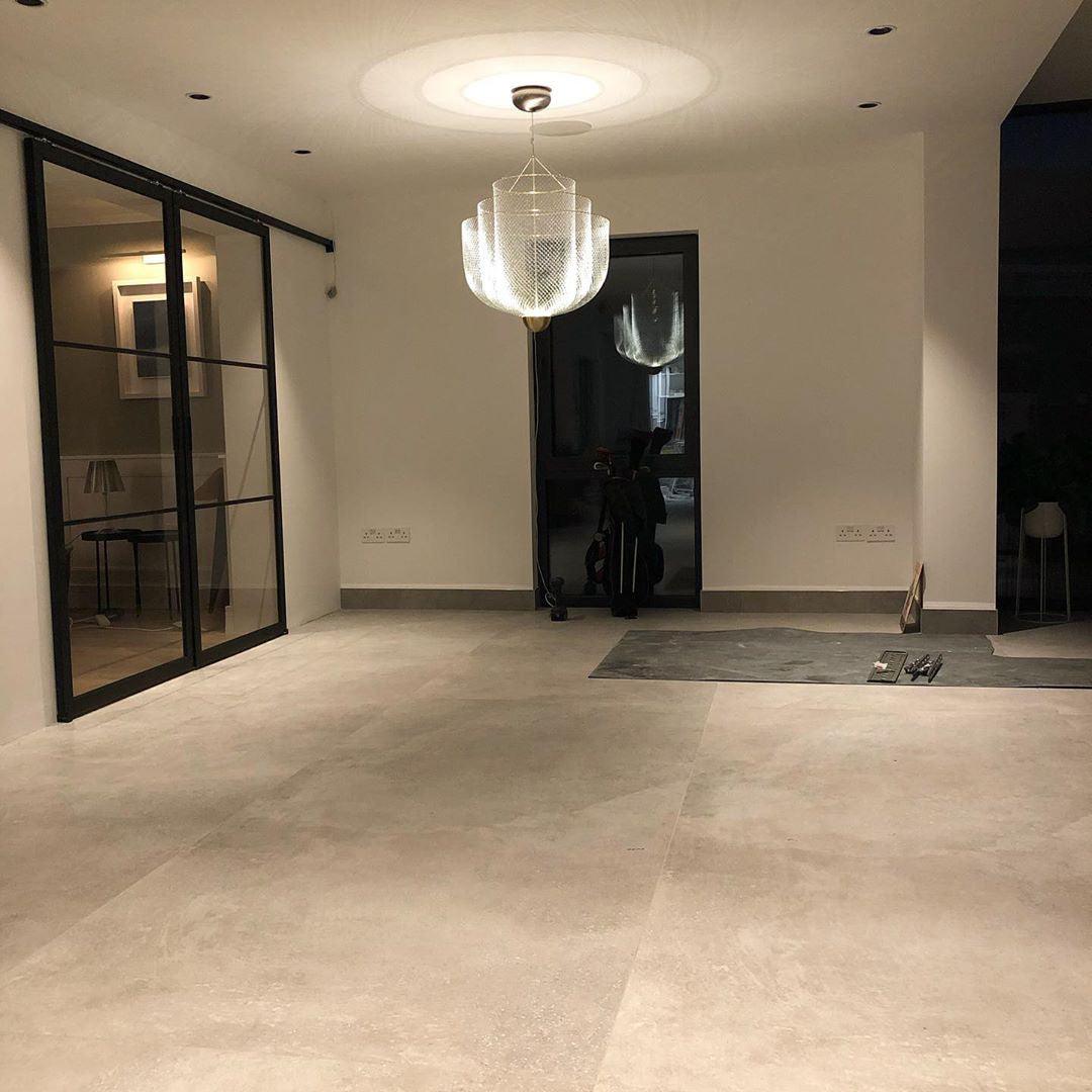 Pireven Iron Chandelier-Moonnatur