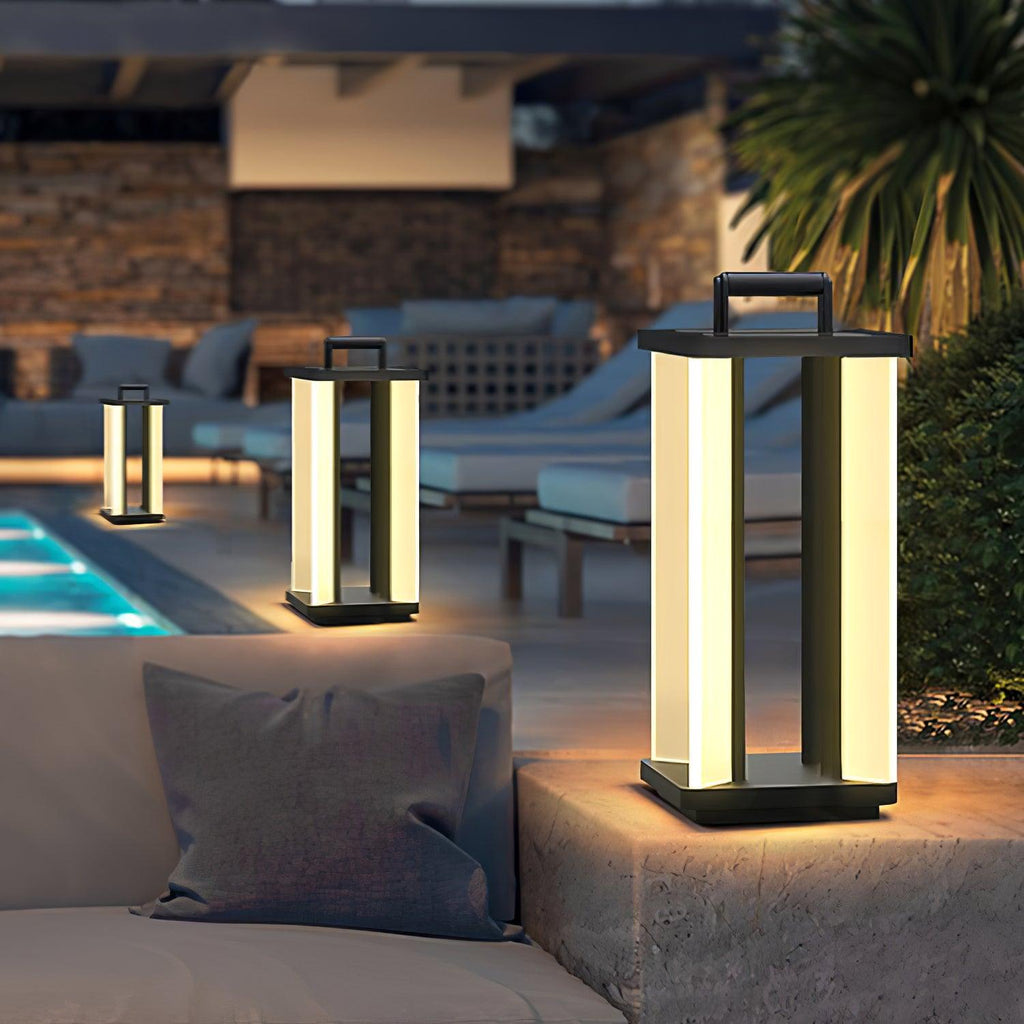 Gavrella Stainless Steel Post Light-Moonnatur