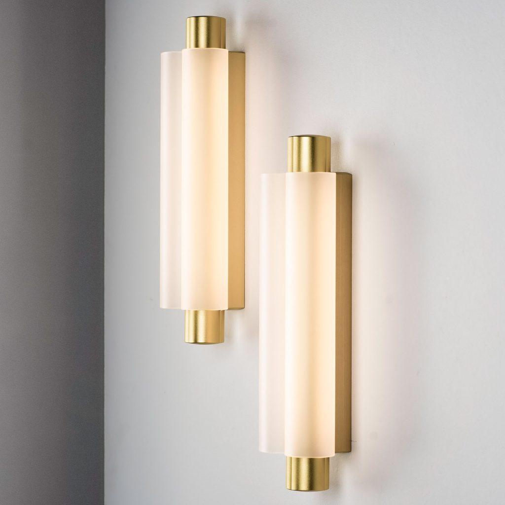 Mellira Acrylic Wall Lamp-Moonnatur