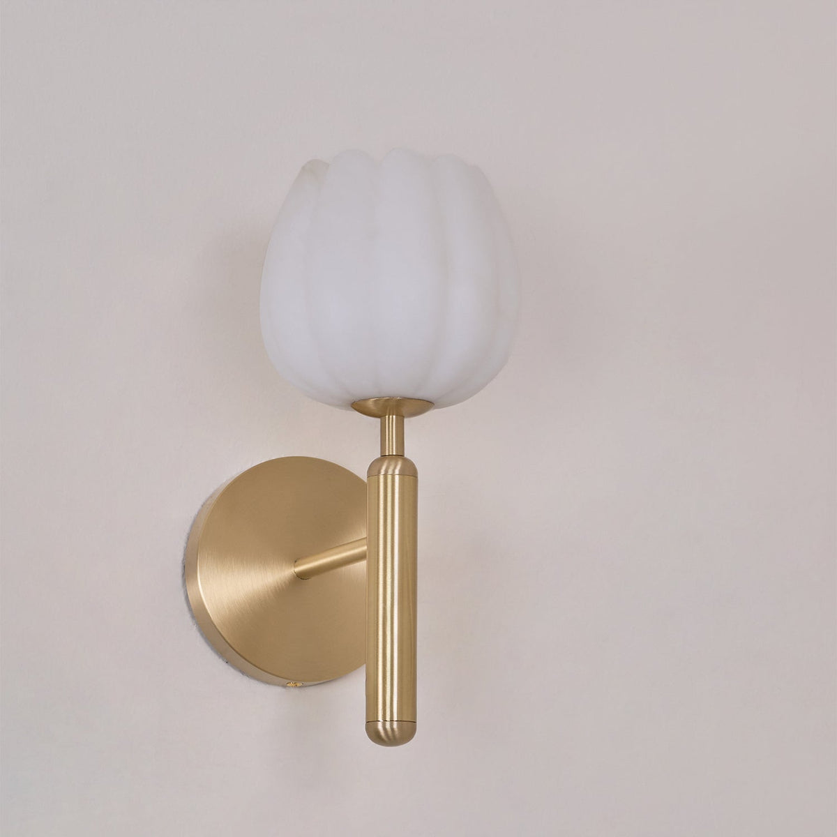 Kiranis Alabaster Wall Light-Moonnatur