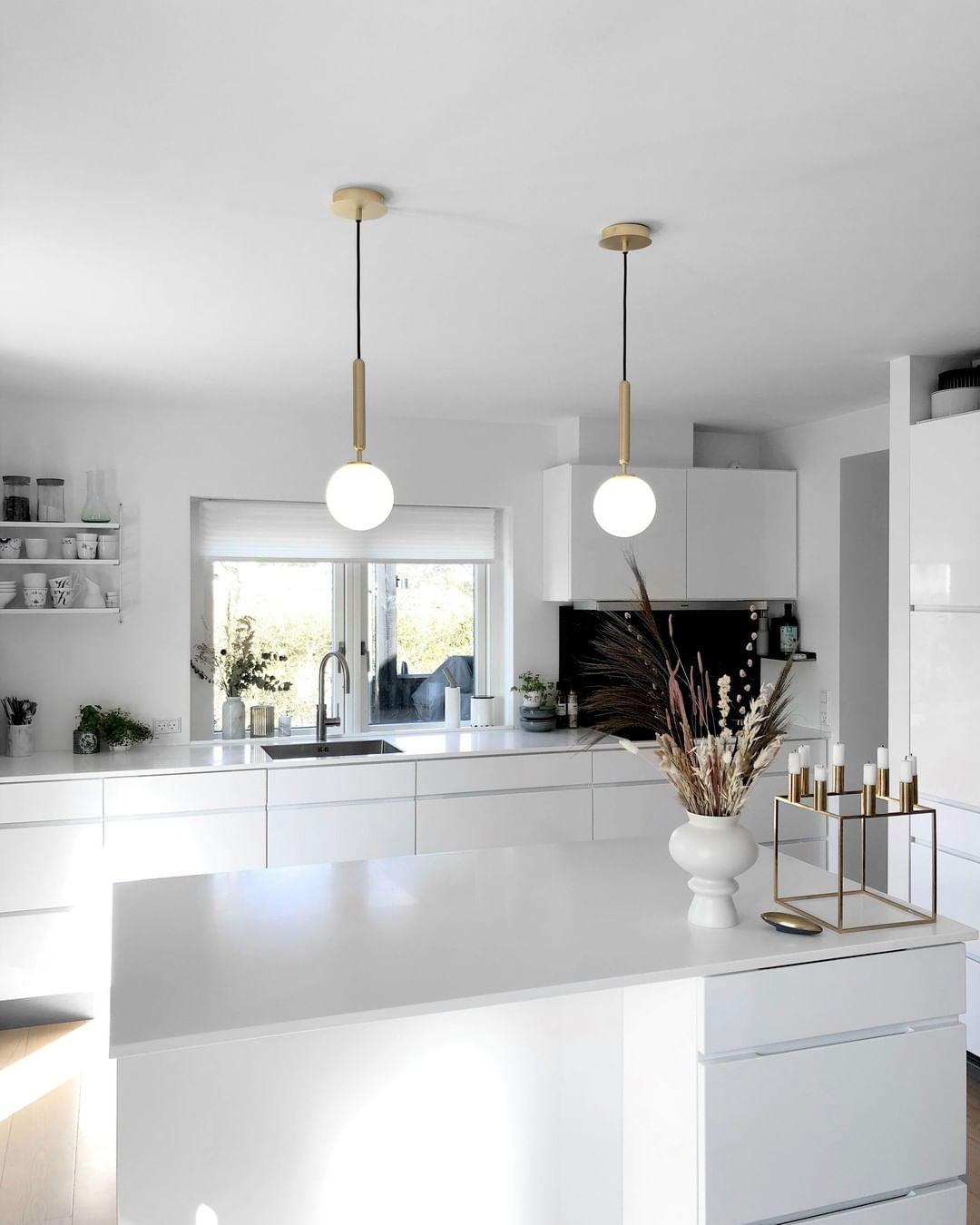 Narella Glass Pendant Lamp-Moonnatur