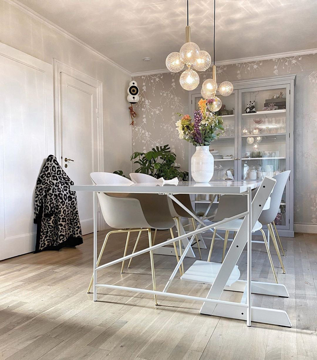 Narella Glass Pendant Lamp-Moonnatur