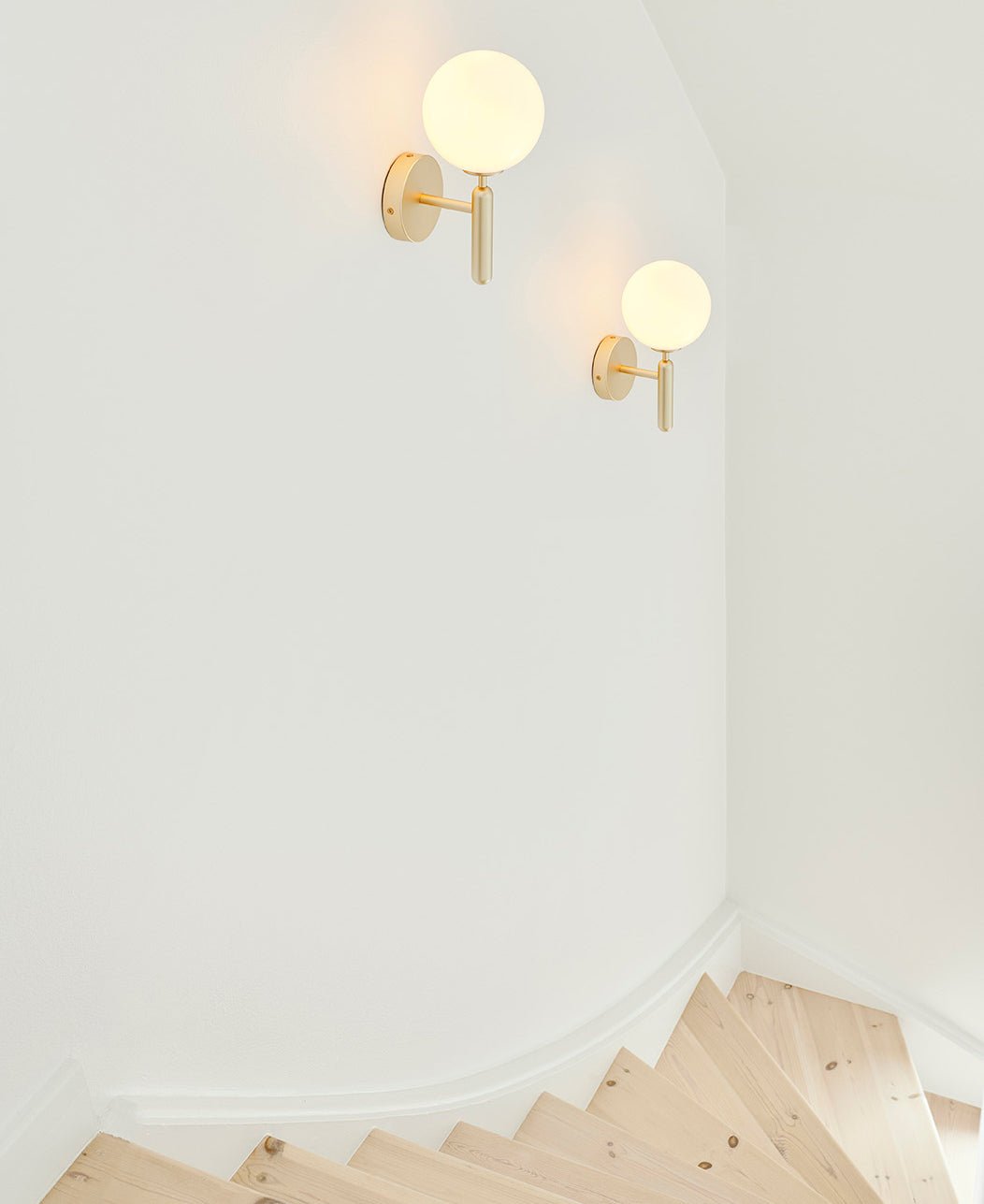 Milrenaria Glass Wall Light-Moonnatur